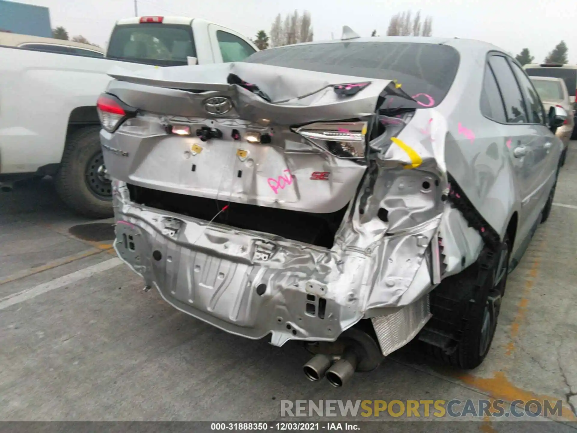 6 Photograph of a damaged car JTDS4RCE6LJ032118 TOYOTA COROLLA 2020