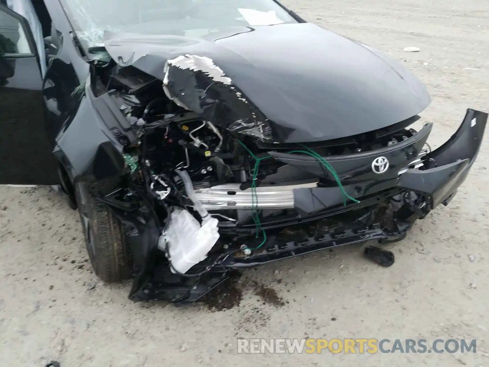 9 Photograph of a damaged car JTDS4RCE6LJ035438 TOYOTA COROLLA 2020