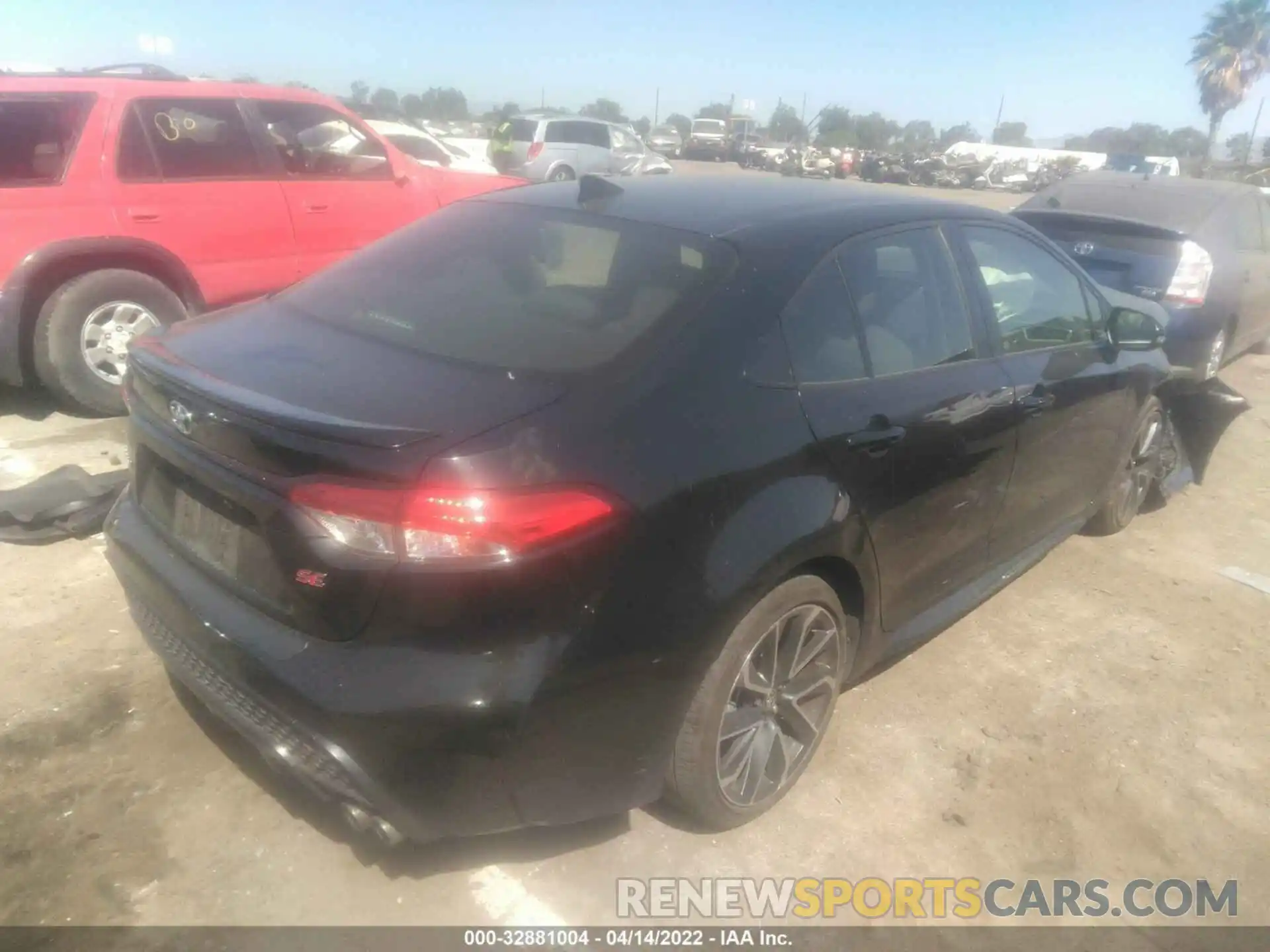 4 Photograph of a damaged car JTDS4RCE6LJ039750 TOYOTA COROLLA 2020