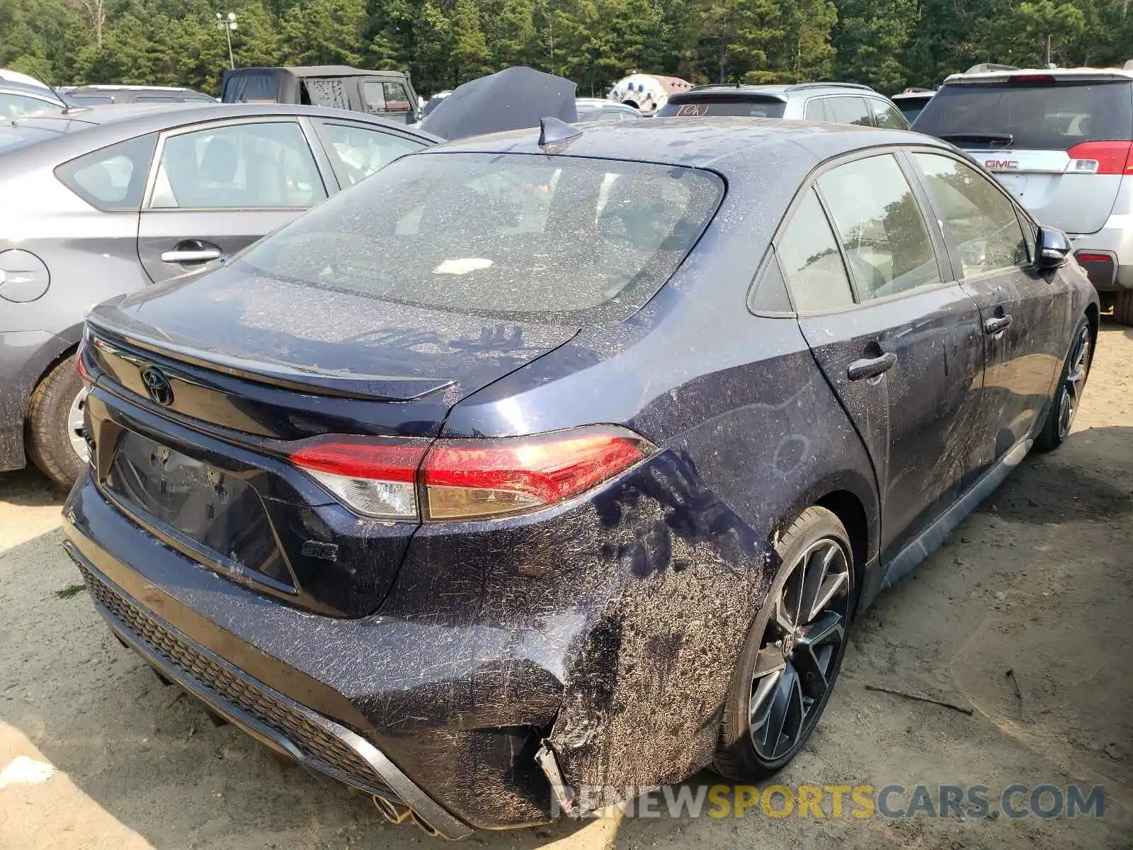 4 Photograph of a damaged car JTDS4RCE6LJ045614 TOYOTA COROLLA 2020