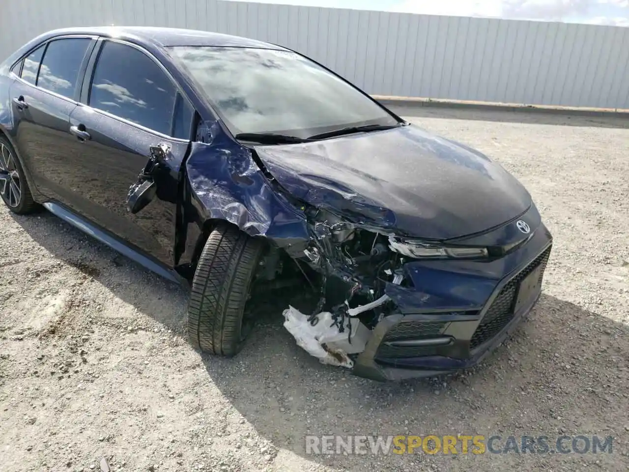 9 Photograph of a damaged car JTDS4RCE6LJ048951 TOYOTA COROLLA 2020