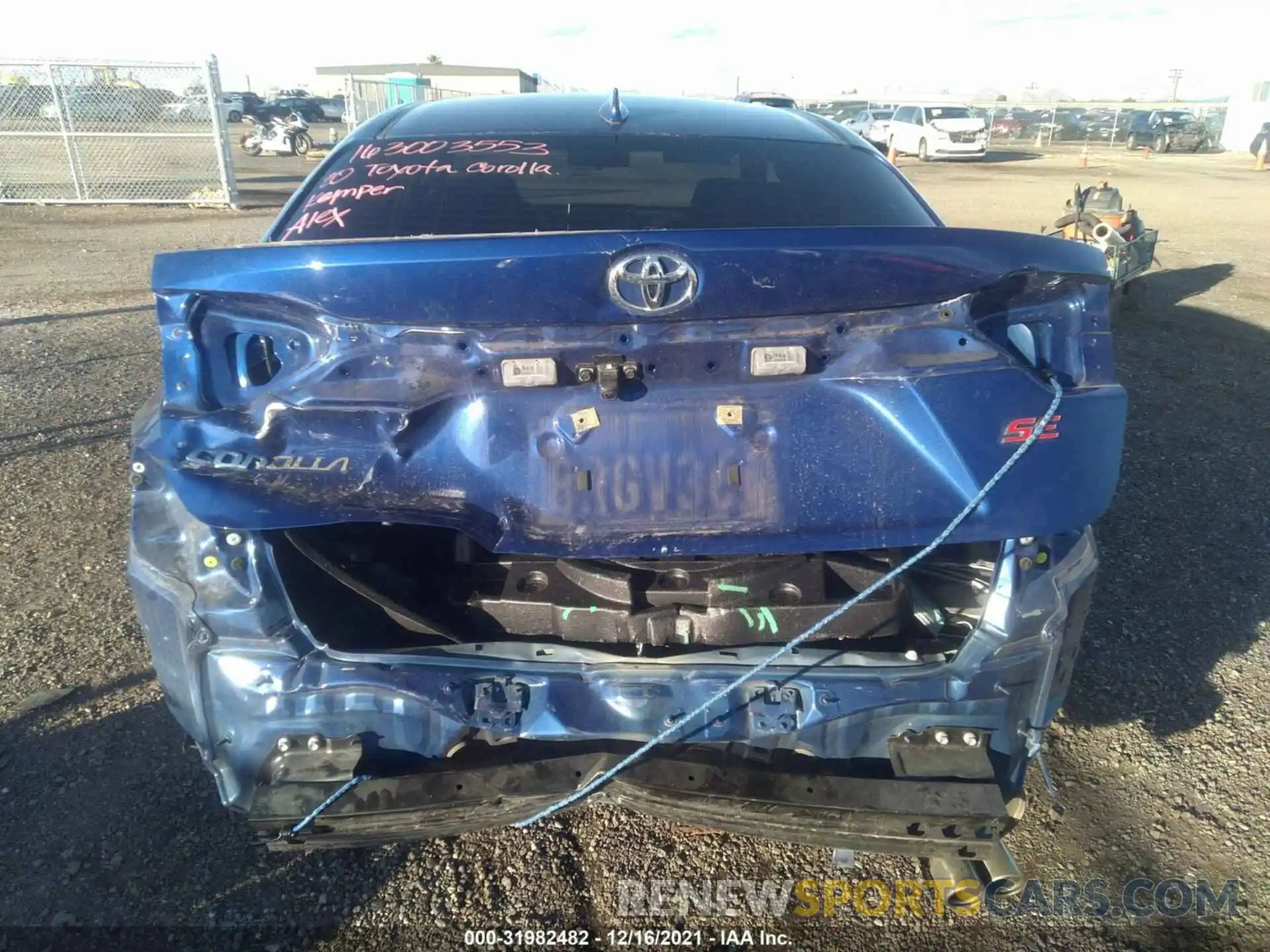 6 Photograph of a damaged car JTDS4RCE6LJ051039 TOYOTA COROLLA 2020