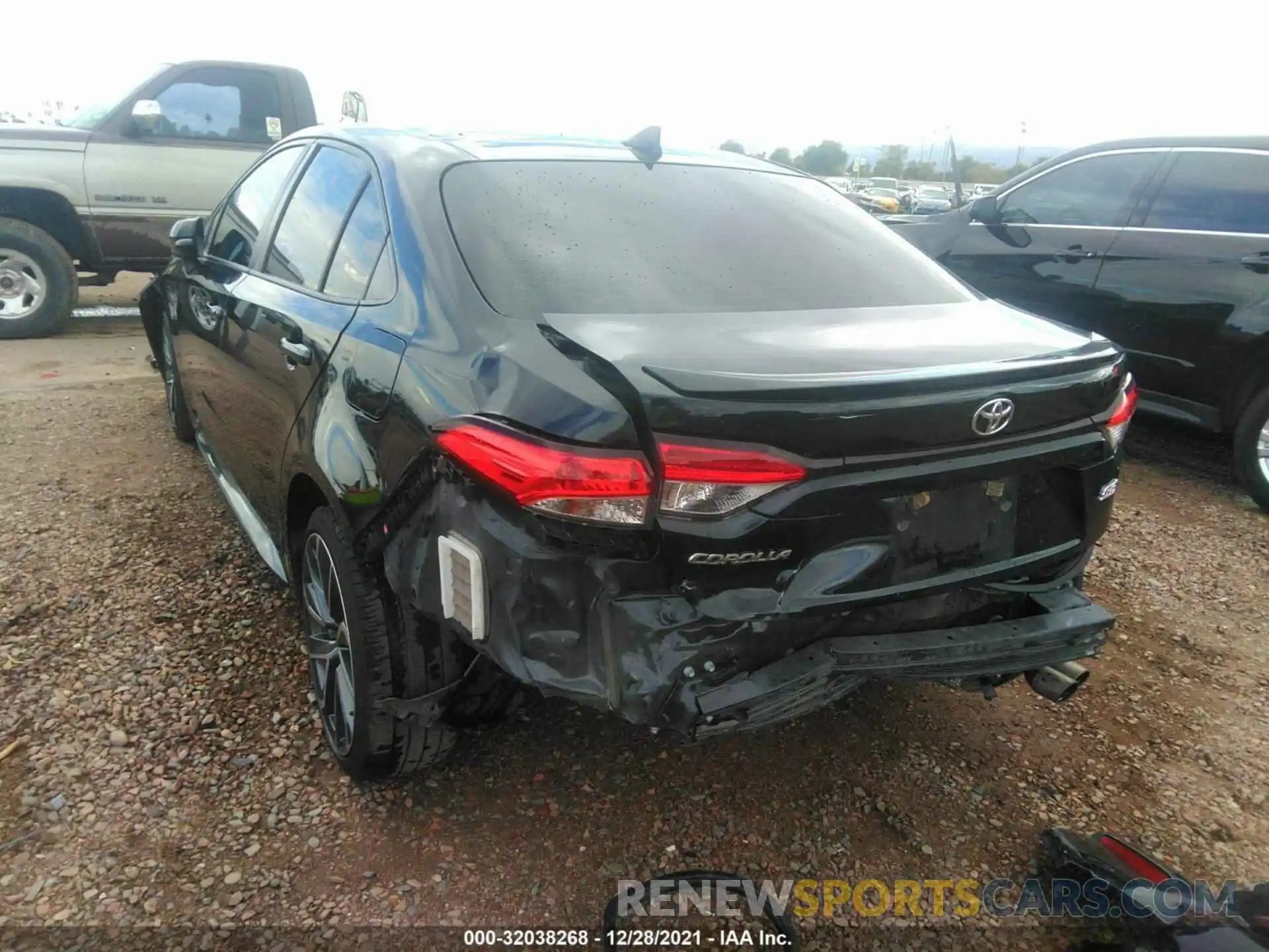 6 Photograph of a damaged car JTDS4RCE7LJ002951 TOYOTA COROLLA 2020