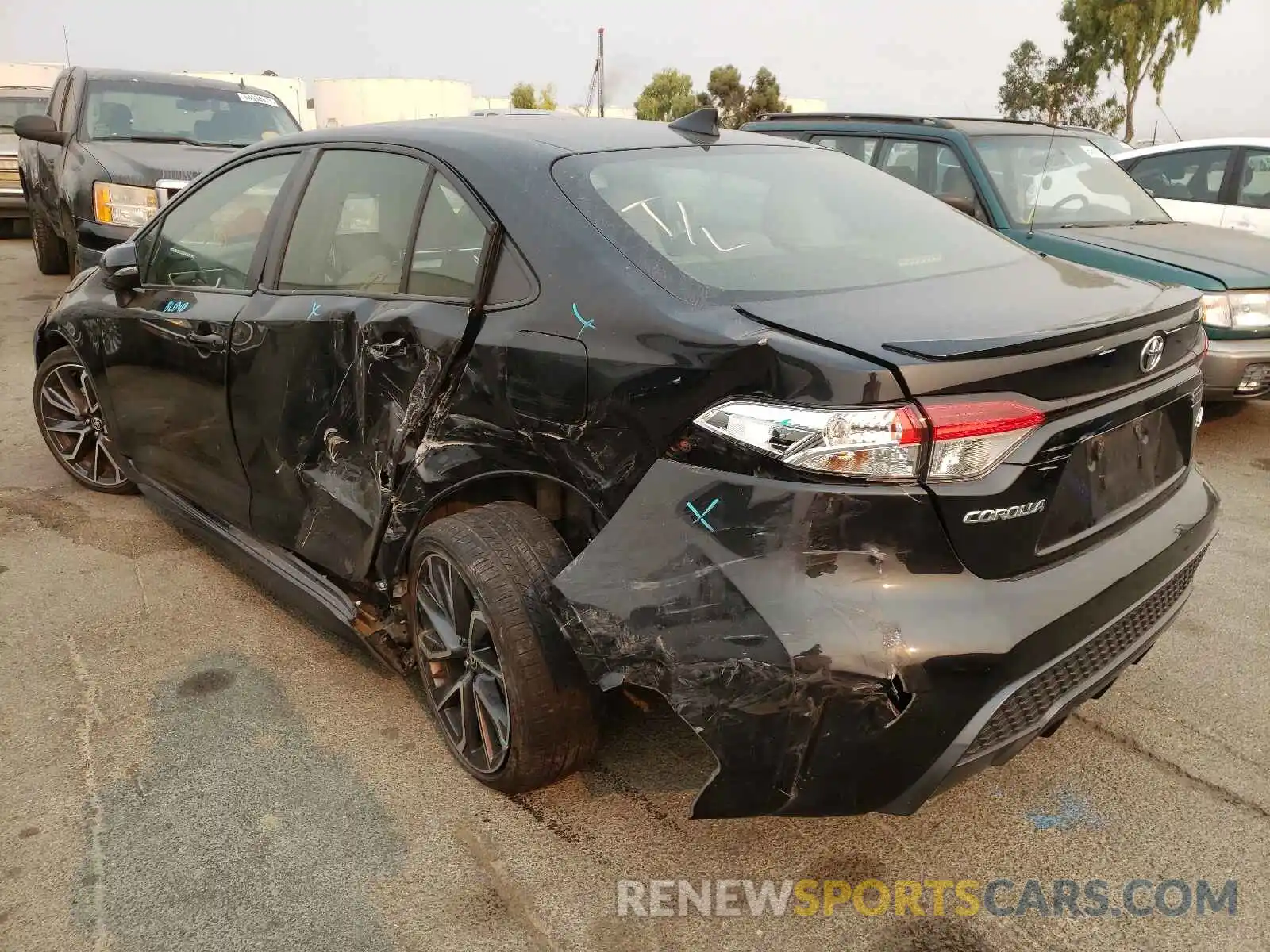 3 Photograph of a damaged car JTDS4RCE7LJ003985 TOYOTA COROLLA 2020