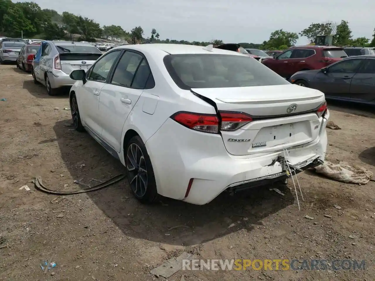 3 Photograph of a damaged car JTDS4RCE7LJ004117 TOYOTA COROLLA 2020