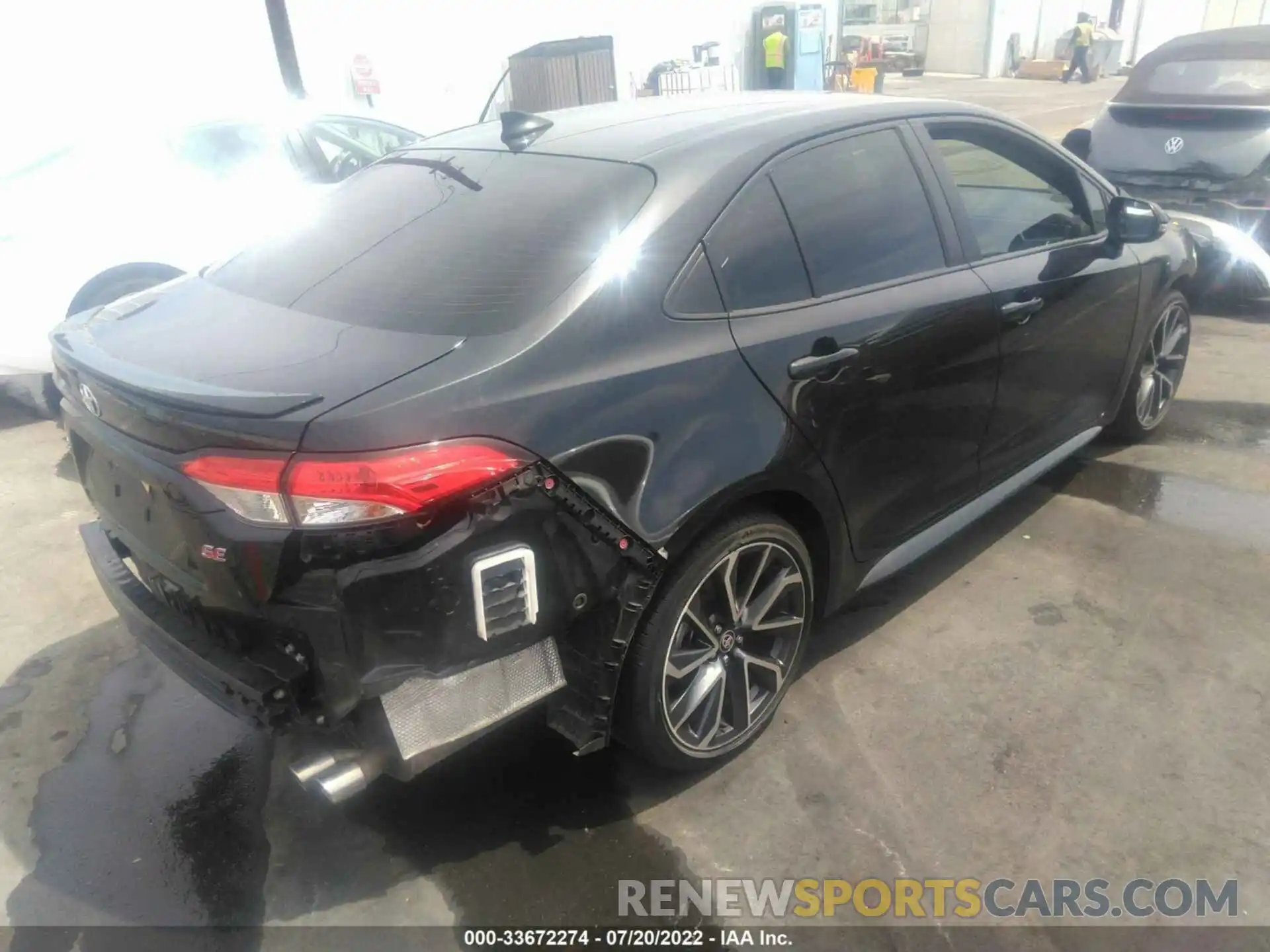 4 Photograph of a damaged car JTDS4RCE7LJ006854 TOYOTA COROLLA 2020