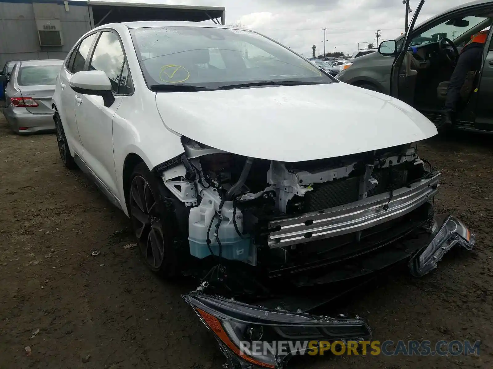 1 Photograph of a damaged car JTDS4RCE7LJ007096 TOYOTA COROLLA 2020