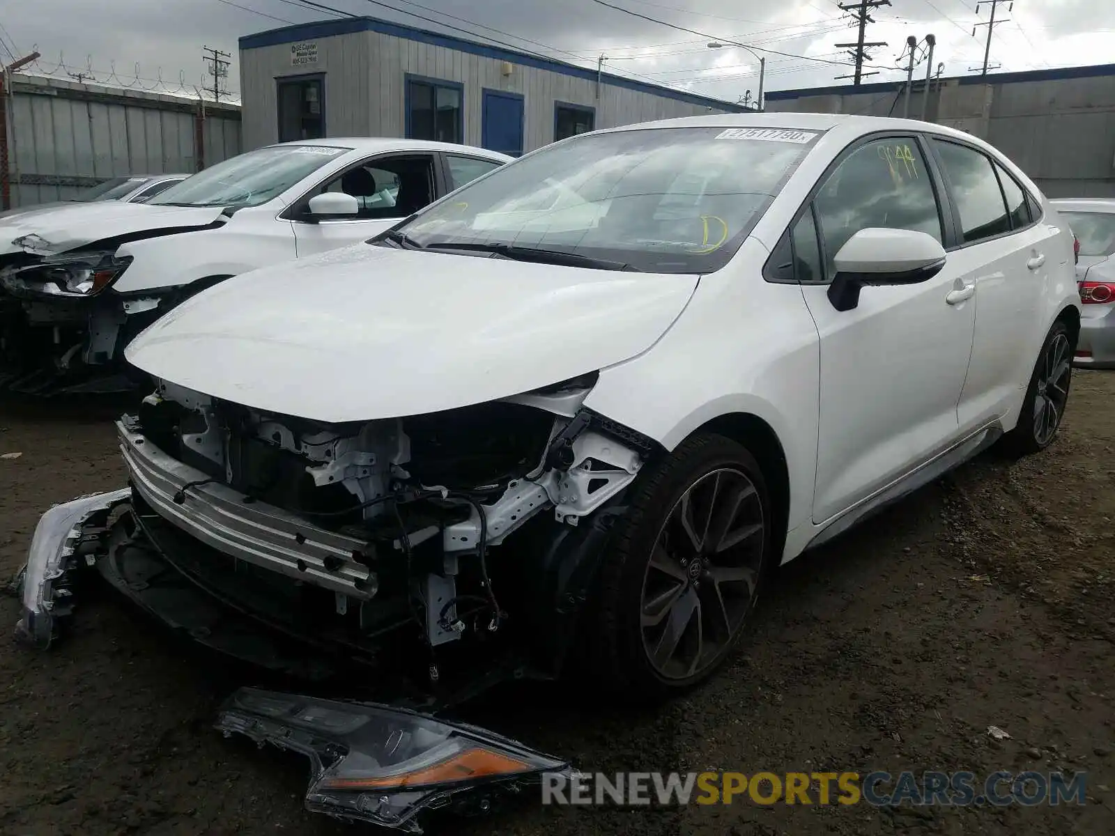 2 Photograph of a damaged car JTDS4RCE7LJ007096 TOYOTA COROLLA 2020