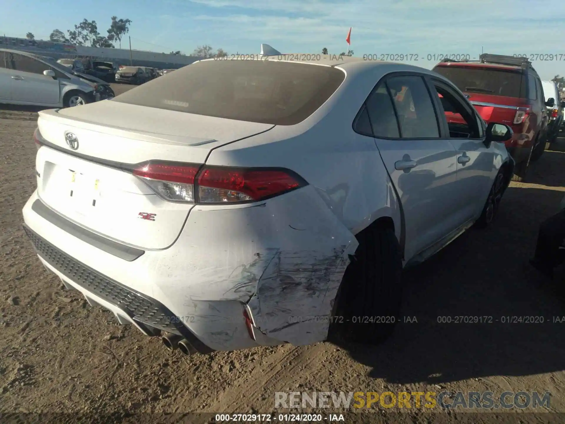 4 Photograph of a damaged car JTDS4RCE7LJ008054 TOYOTA COROLLA 2020