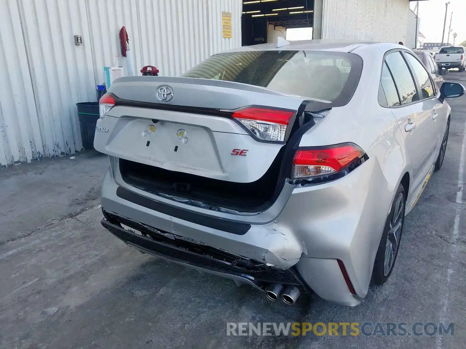 9 Photograph of a damaged car JTDS4RCE7LJ014937 TOYOTA COROLLA 2020