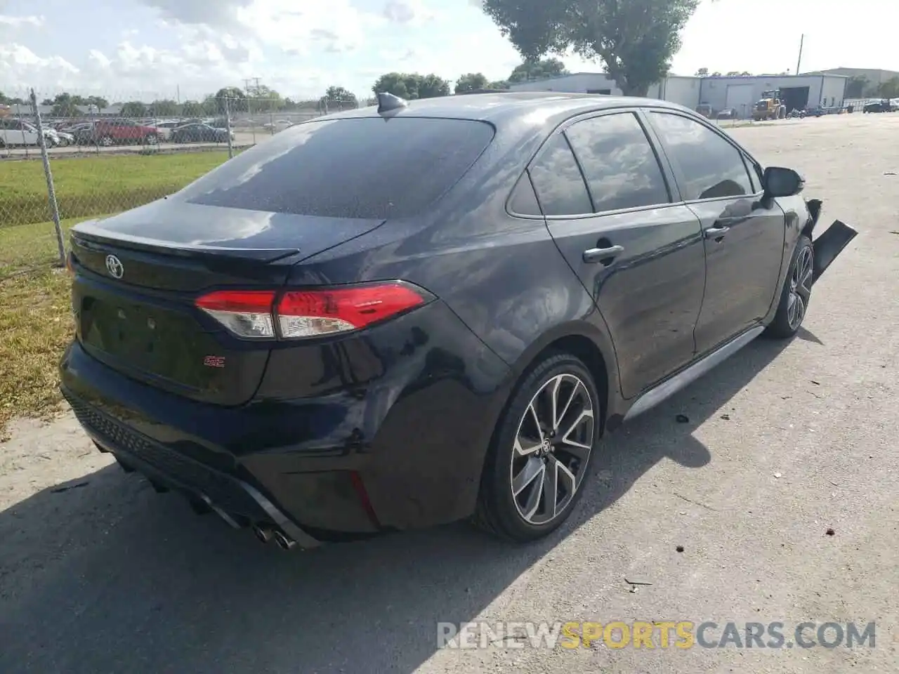 4 Photograph of a damaged car JTDS4RCE7LJ016137 TOYOTA COROLLA 2020