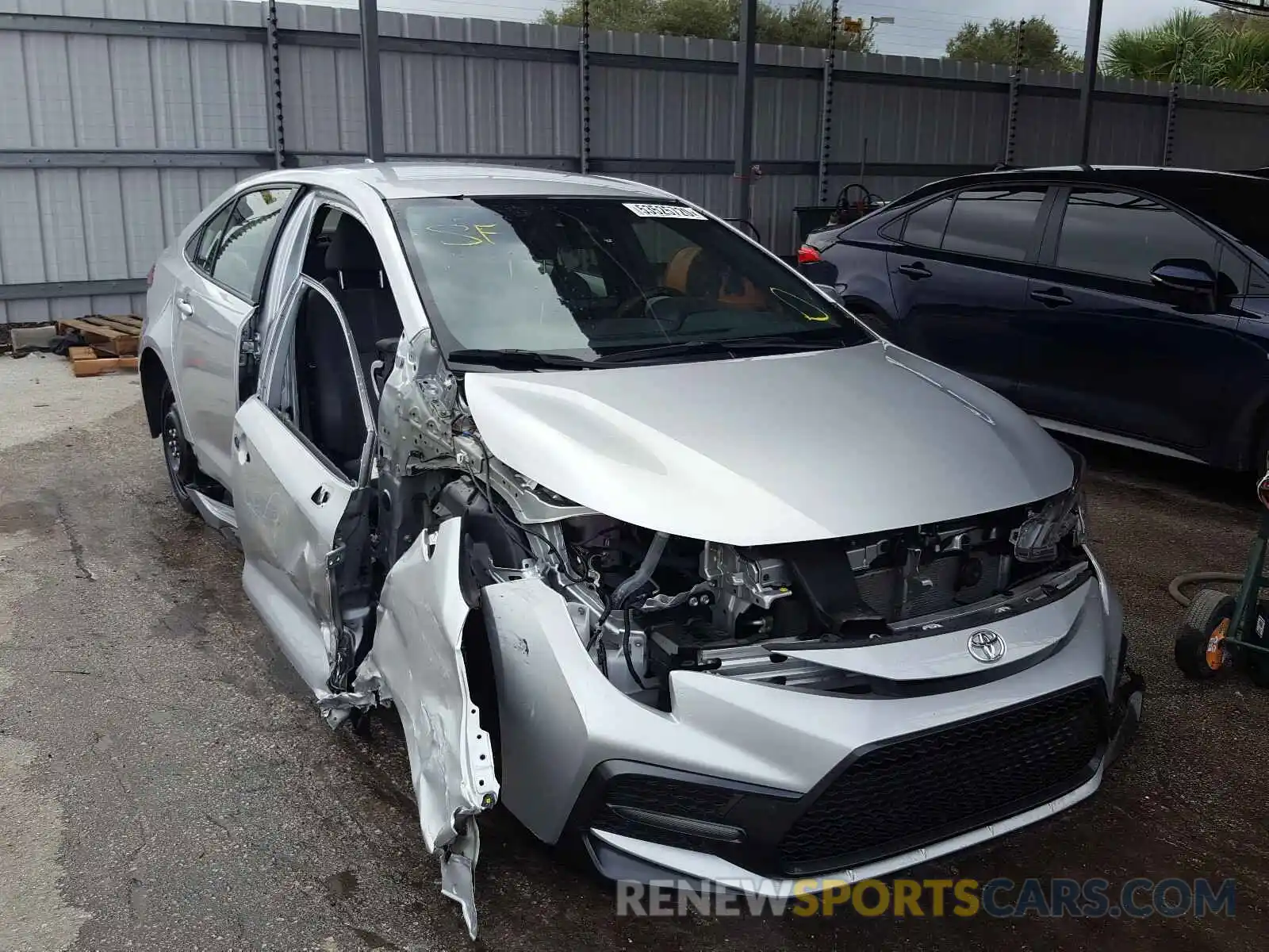 1 Photograph of a damaged car JTDS4RCE7LJ016204 TOYOTA COROLLA 2020