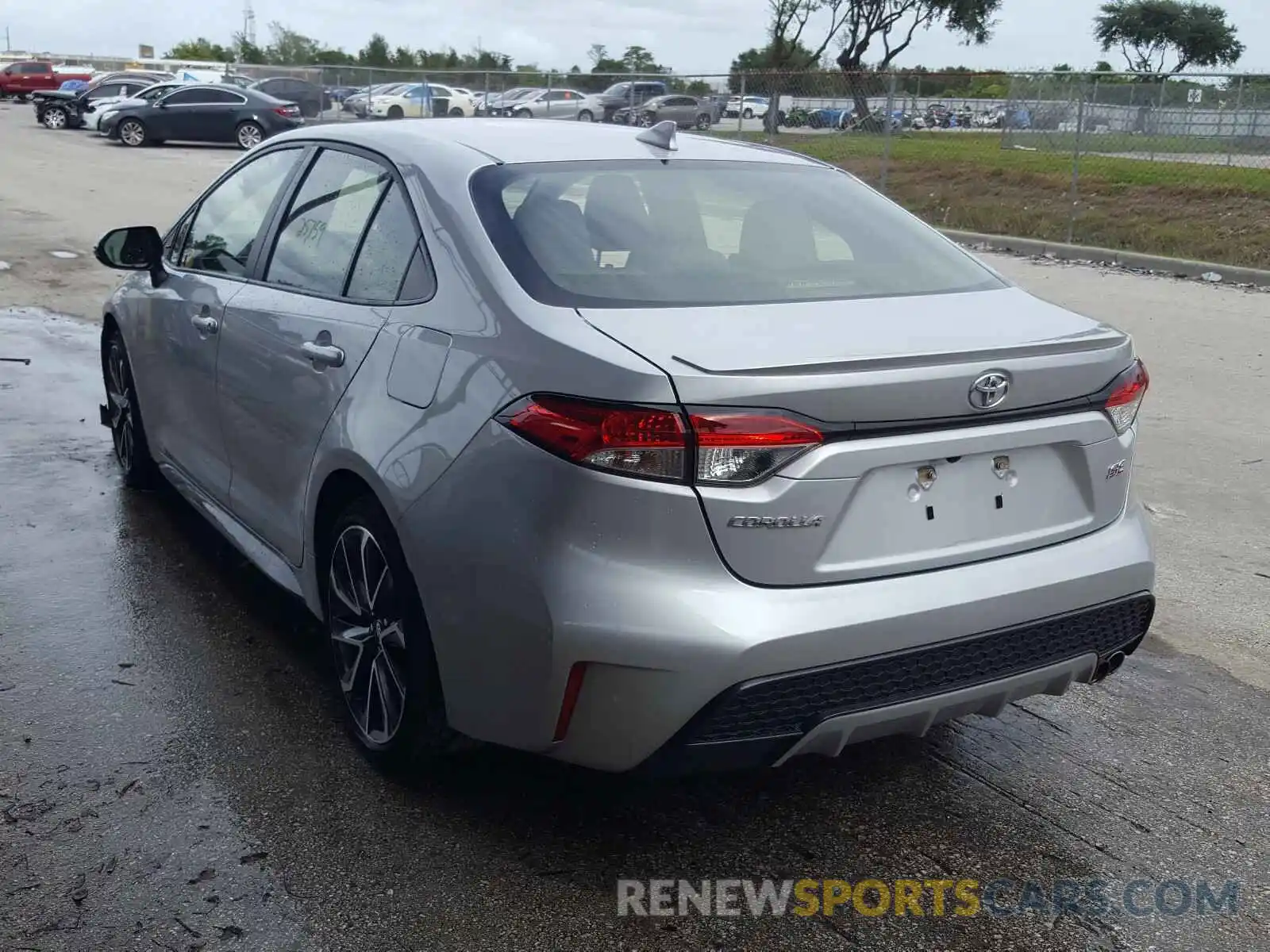 3 Photograph of a damaged car JTDS4RCE7LJ016204 TOYOTA COROLLA 2020