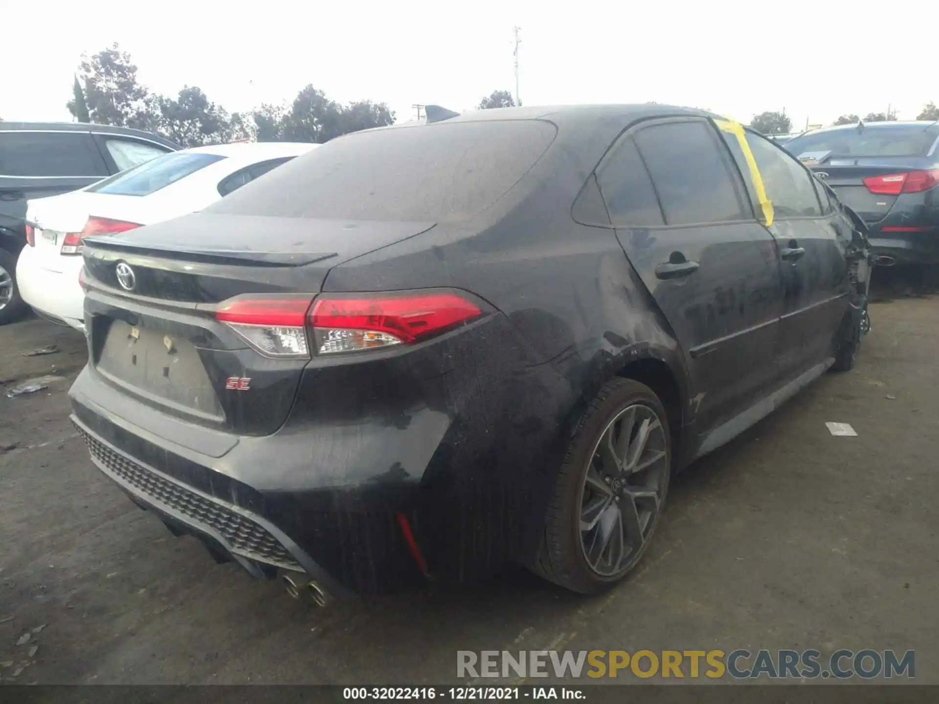 4 Photograph of a damaged car JTDS4RCE7LJ019202 TOYOTA COROLLA 2020