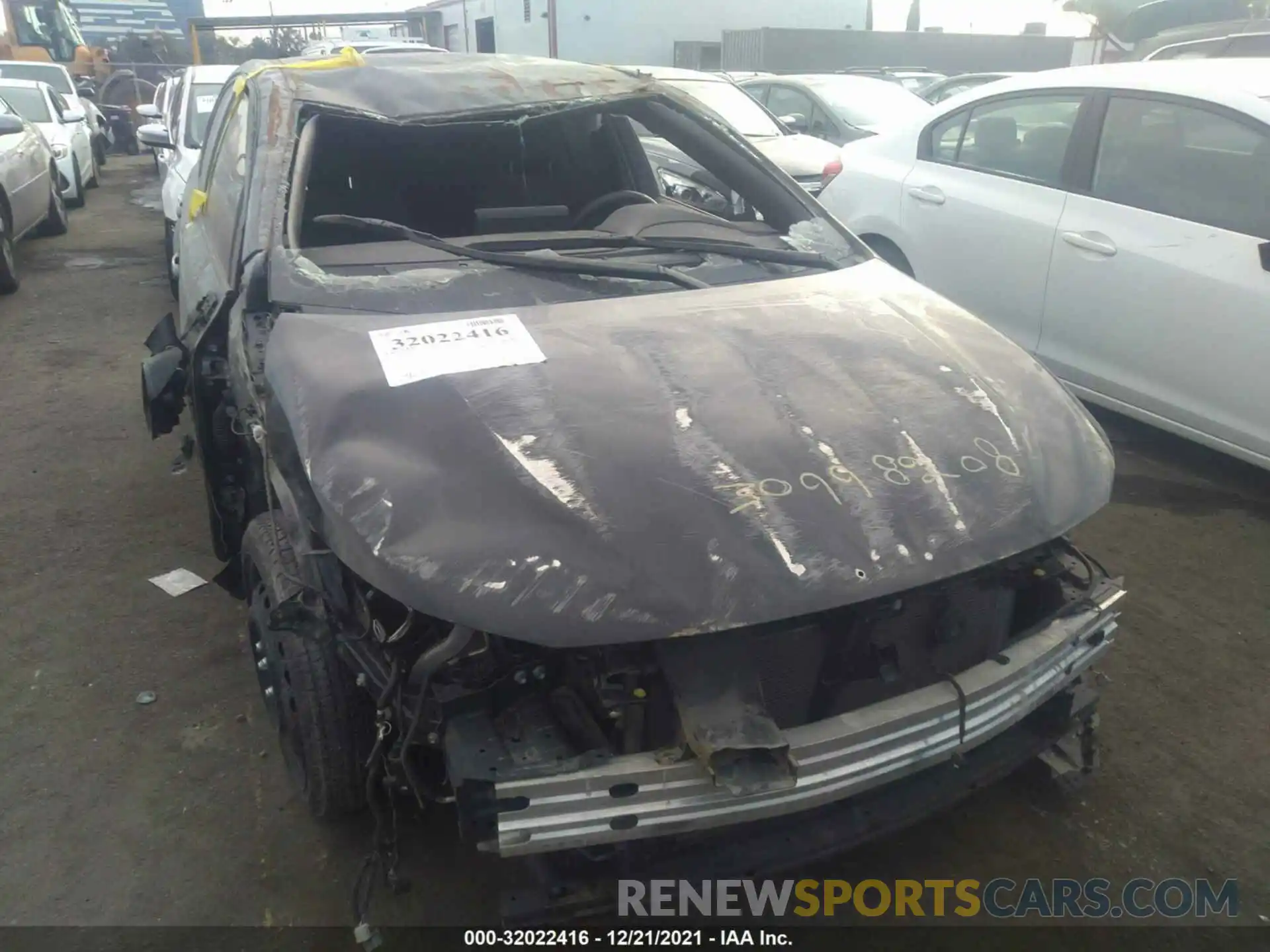 6 Photograph of a damaged car JTDS4RCE7LJ019202 TOYOTA COROLLA 2020