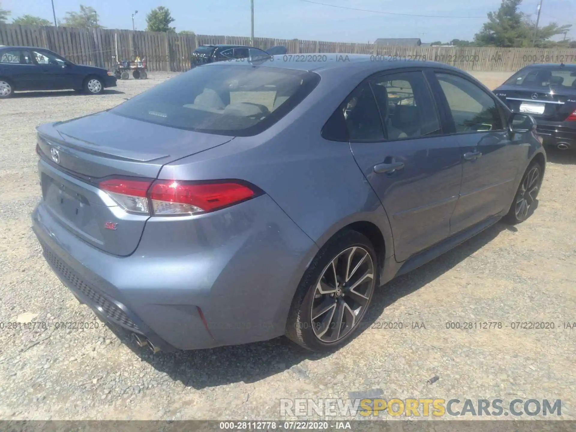 4 Photograph of a damaged car JTDS4RCE7LJ022746 TOYOTA COROLLA 2020