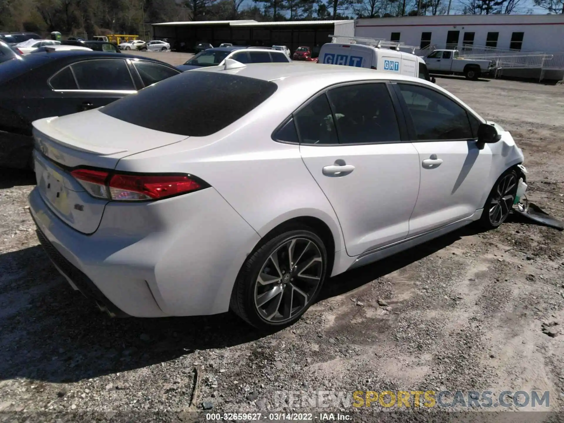 4 Photograph of a damaged car JTDS4RCE7LJ028806 TOYOTA COROLLA 2020