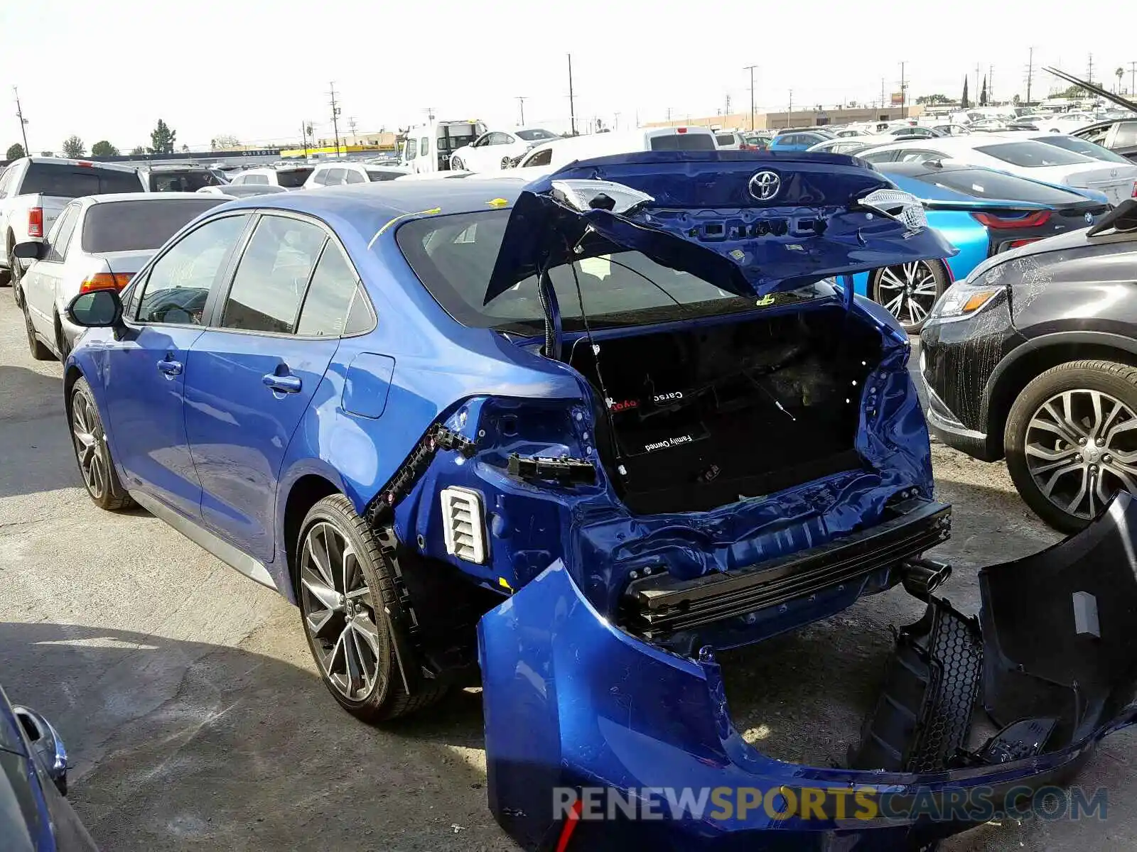 3 Photograph of a damaged car JTDS4RCE7LJ029258 TOYOTA COROLLA 2020