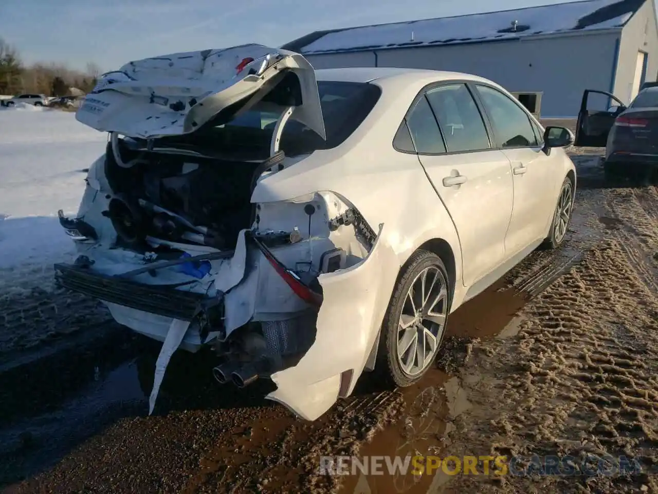 4 Photograph of a damaged car JTDS4RCE7LJ031091 TOYOTA COROLLA 2020