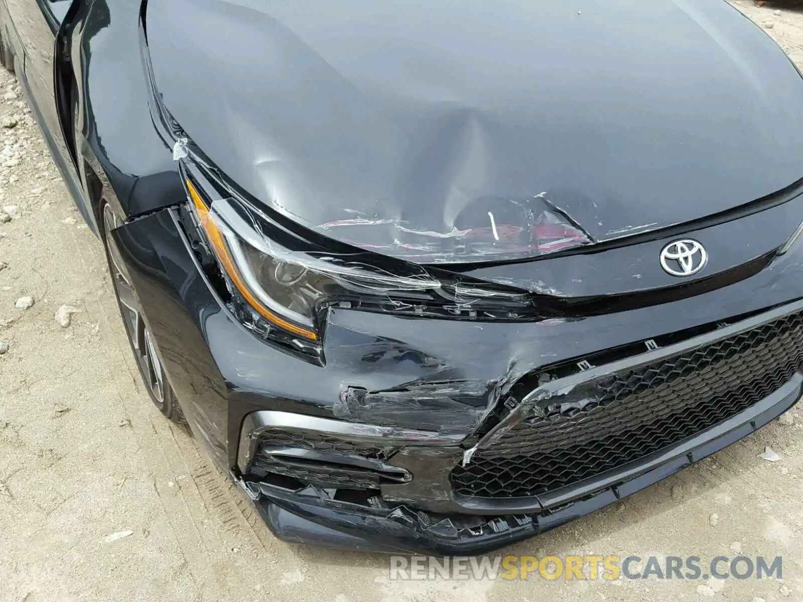 9 Photograph of a damaged car JTDS4RCE7LJ031351 TOYOTA COROLLA 2020