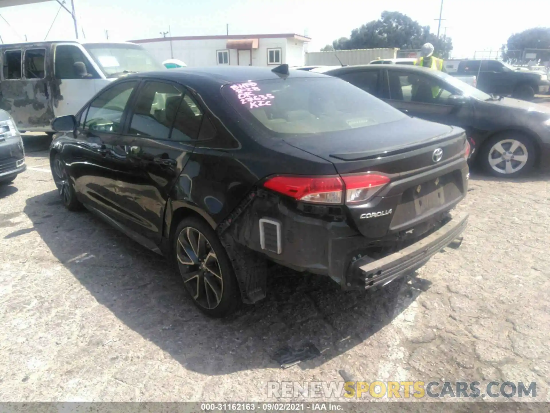 3 Photograph of a damaged car JTDS4RCE7LJ033956 TOYOTA COROLLA 2020