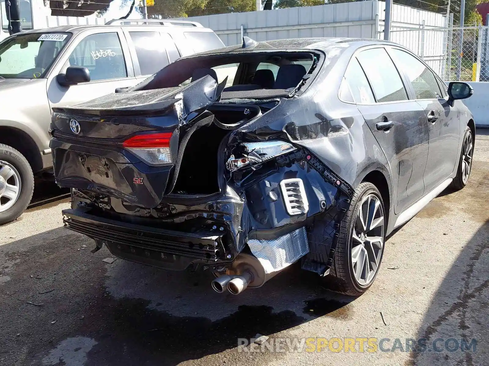 4 Photograph of a damaged car JTDS4RCE7LJ034282 TOYOTA COROLLA 2020