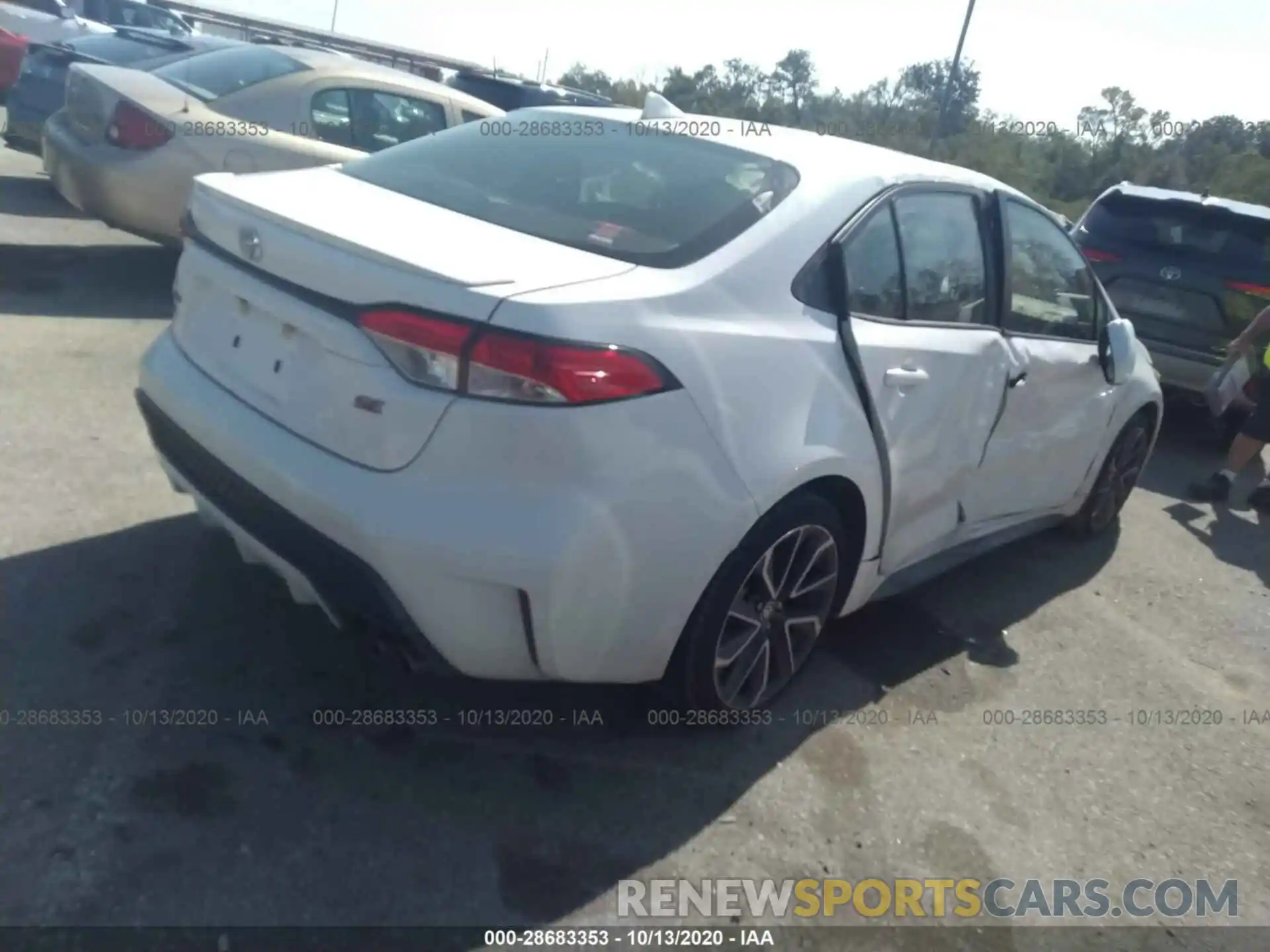 4 Photograph of a damaged car JTDS4RCE7LJ036016 TOYOTA COROLLA 2020