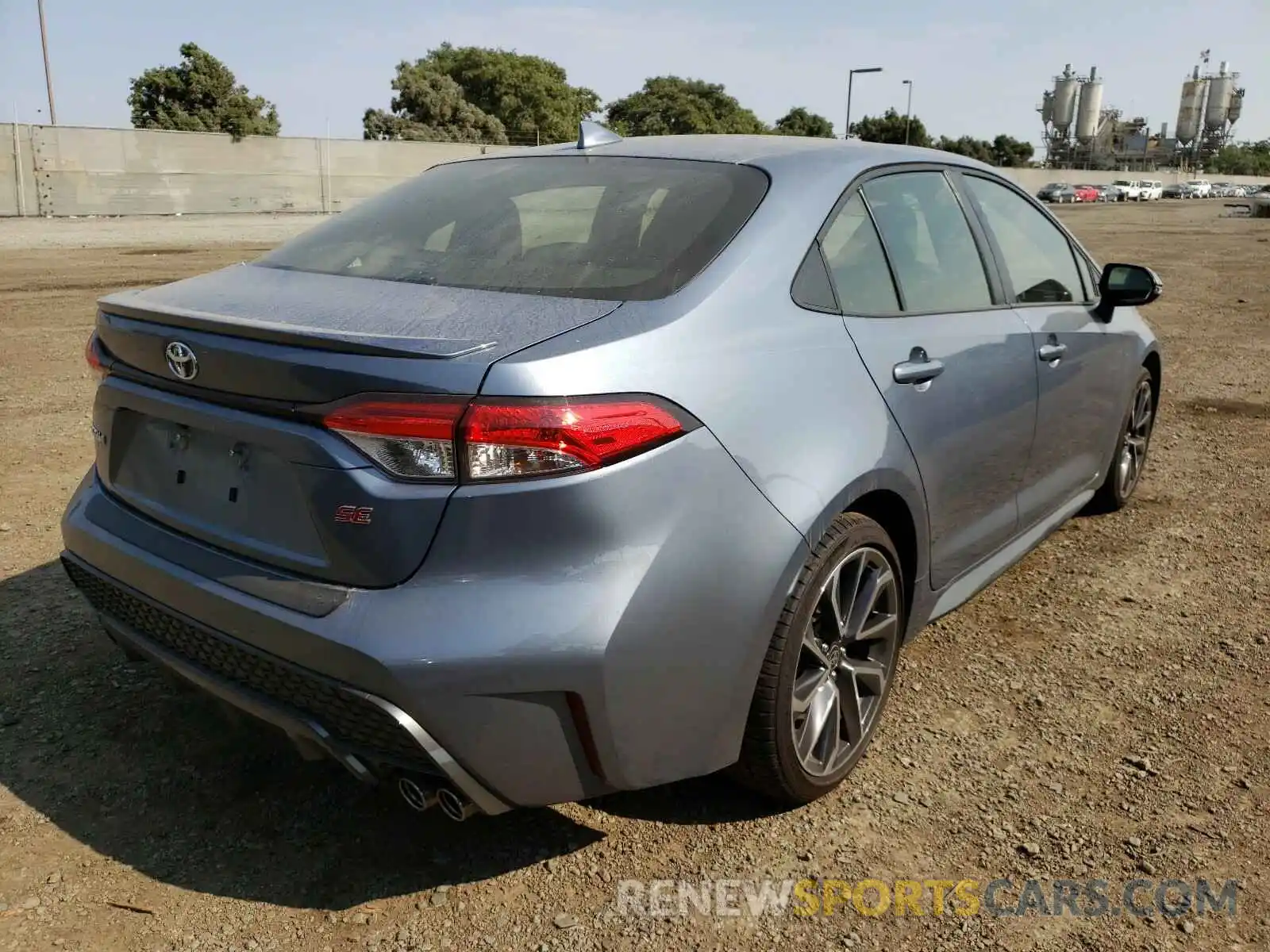 4 Photograph of a damaged car JTDS4RCE7LJ040633 TOYOTA COROLLA 2020