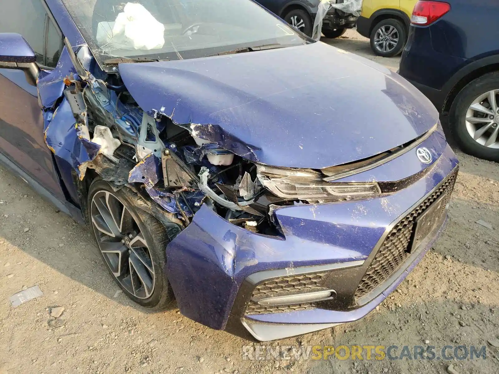 9 Photograph of a damaged car JTDS4RCE7LJ040650 TOYOTA COROLLA 2020