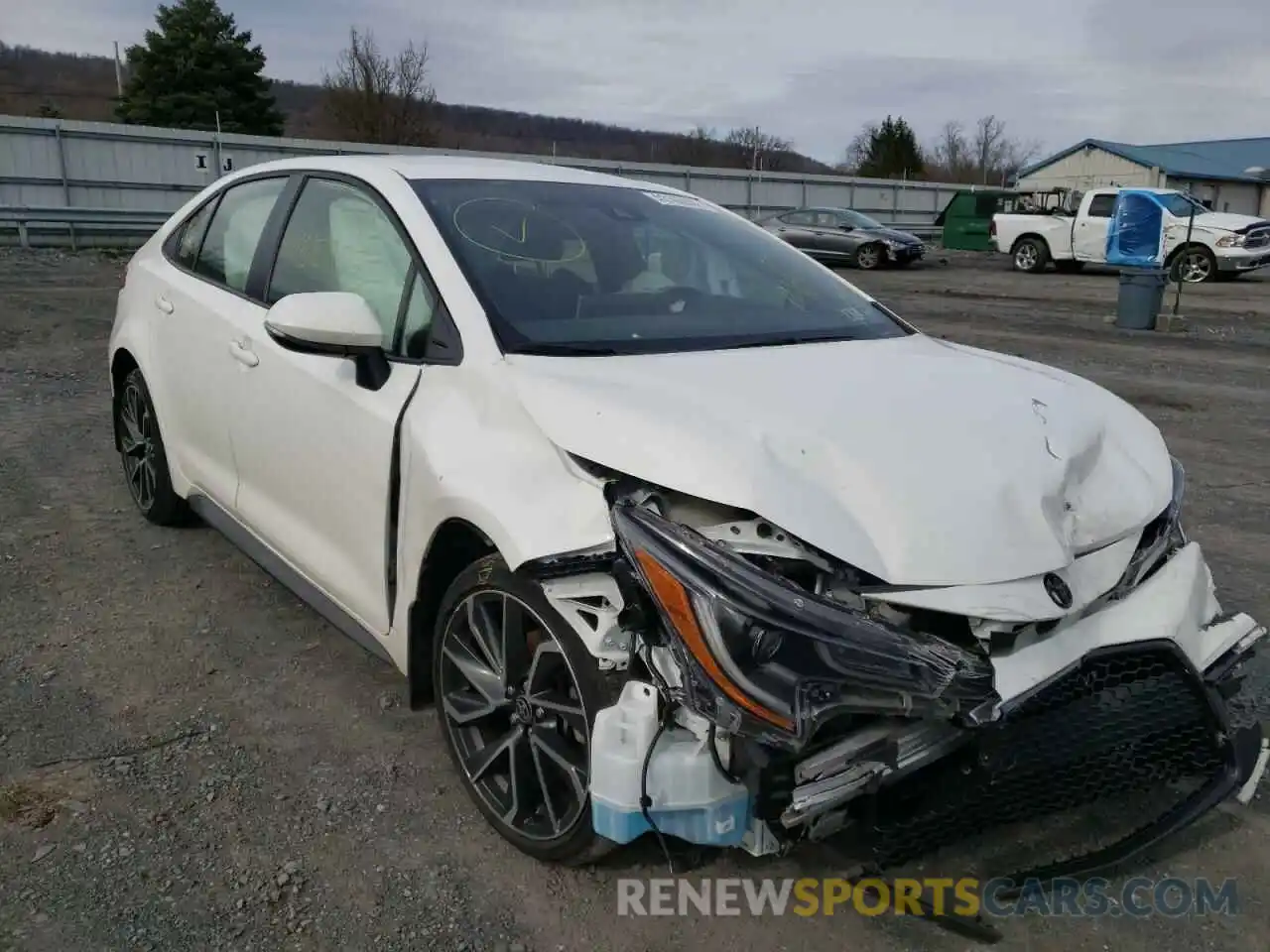 1 Photograph of a damaged car JTDS4RCE7LJ042043 TOYOTA COROLLA 2020