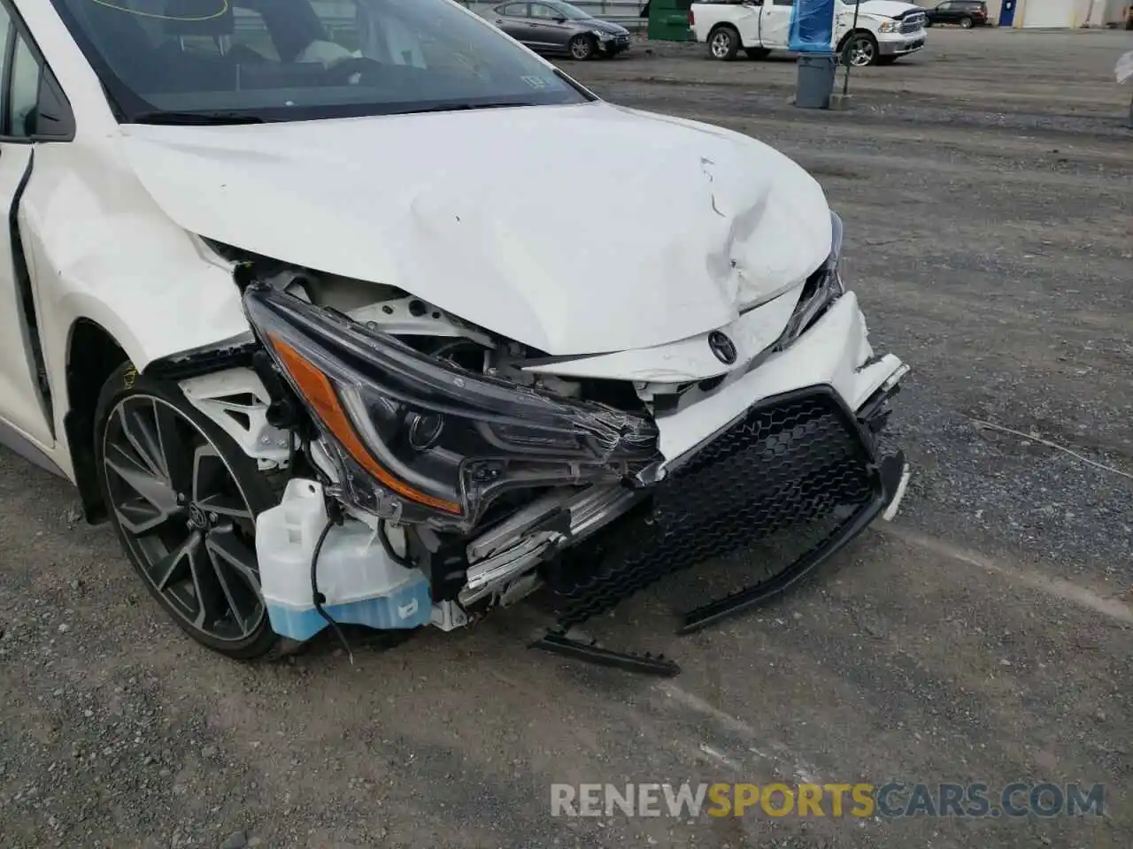 9 Photograph of a damaged car JTDS4RCE7LJ042043 TOYOTA COROLLA 2020