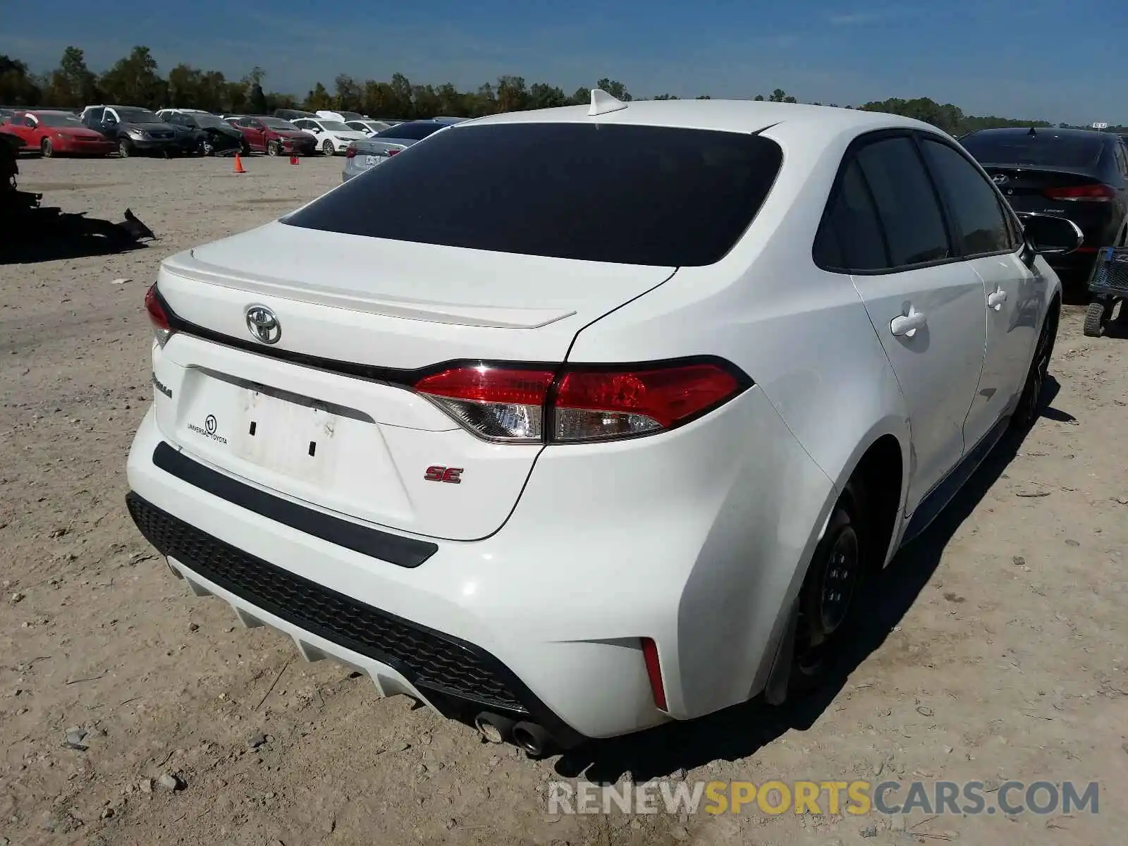 4 Photograph of a damaged car JTDS4RCE7LJ042494 TOYOTA COROLLA 2020