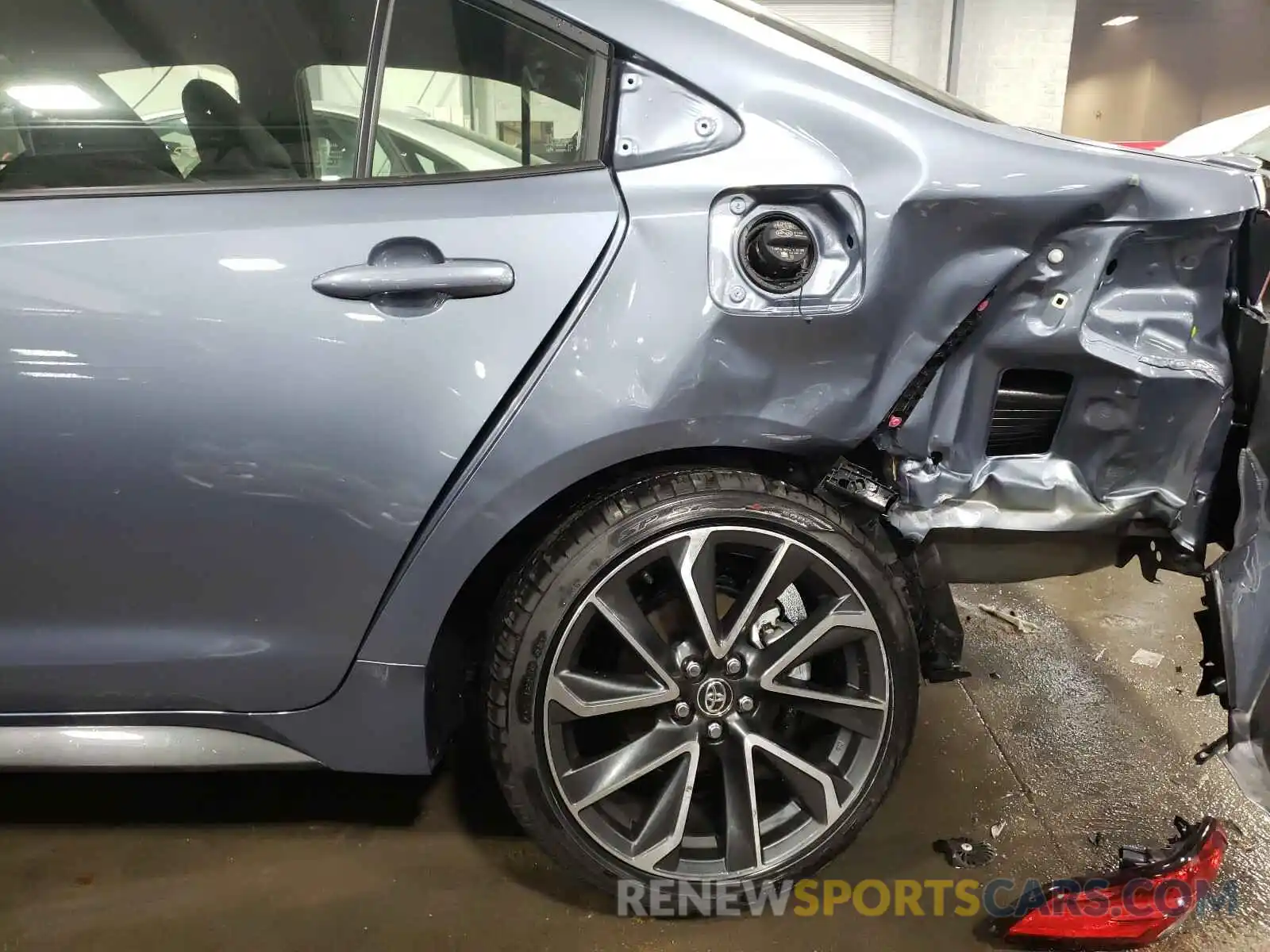 9 Photograph of a damaged car JTDS4RCE7LJ053060 TOYOTA COROLLA 2020