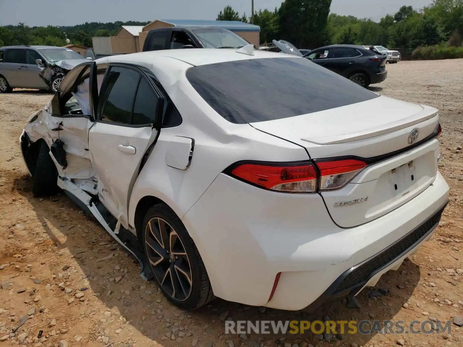 3 Photograph of a damaged car JTDS4RCE8LJ000691 TOYOTA COROLLA 2020