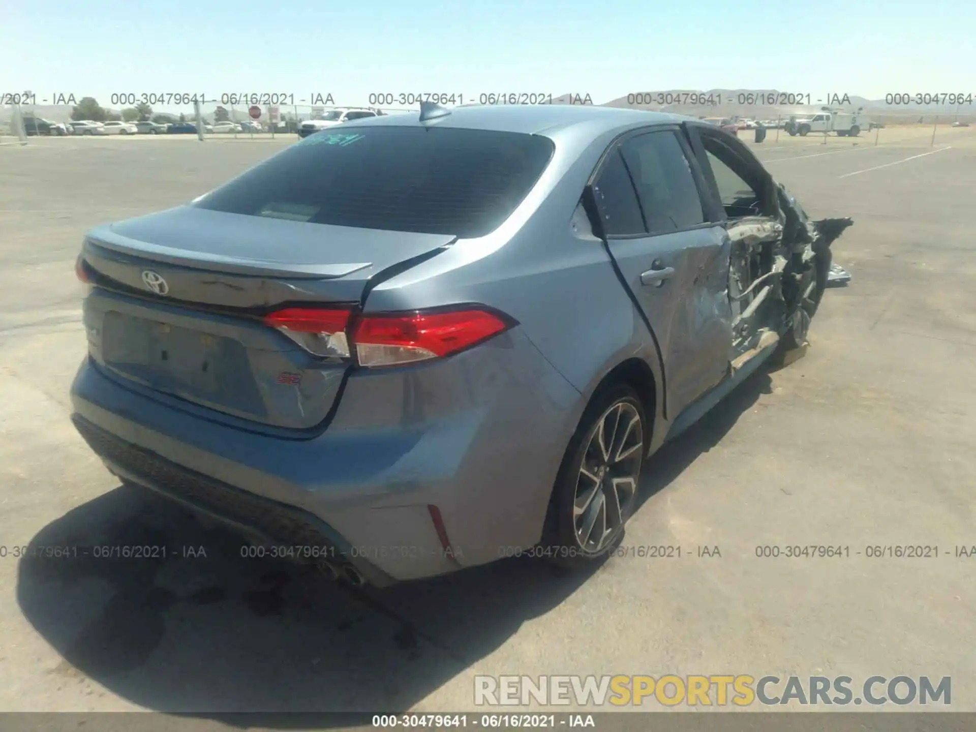 4 Photograph of a damaged car JTDS4RCE8LJ001792 TOYOTA COROLLA 2020