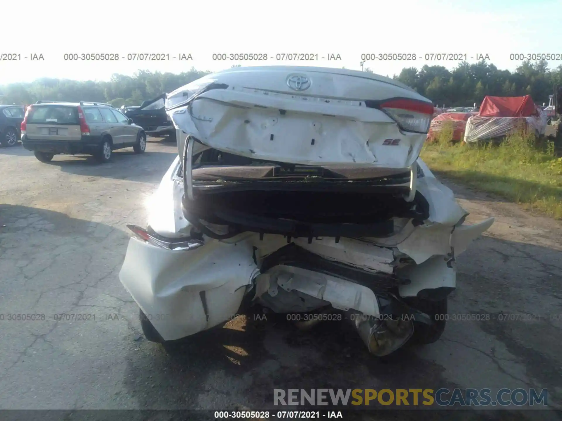 6 Photograph of a damaged car JTDS4RCE8LJ001808 TOYOTA COROLLA 2020