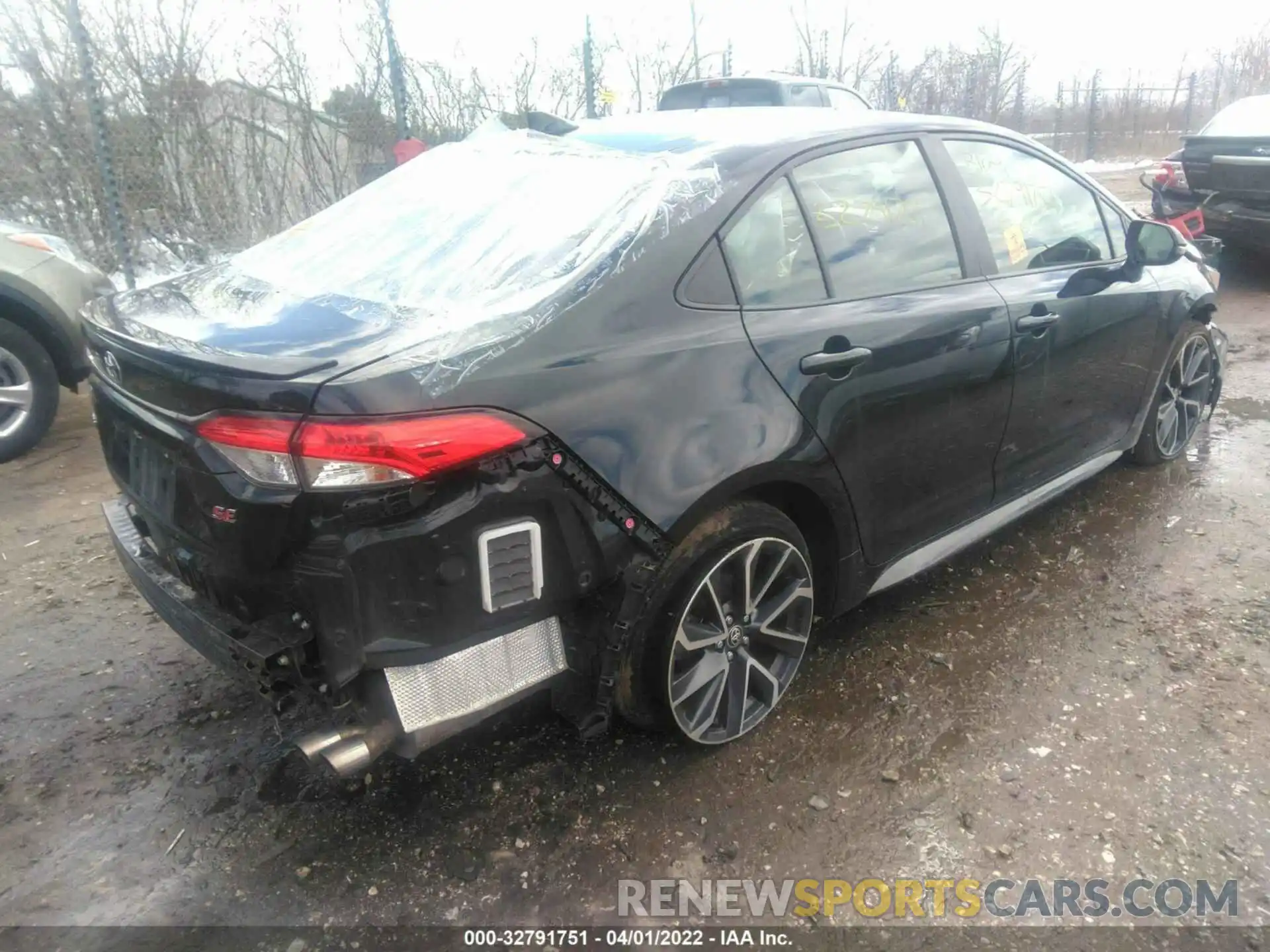 4 Photograph of a damaged car JTDS4RCE8LJ006751 TOYOTA COROLLA 2020