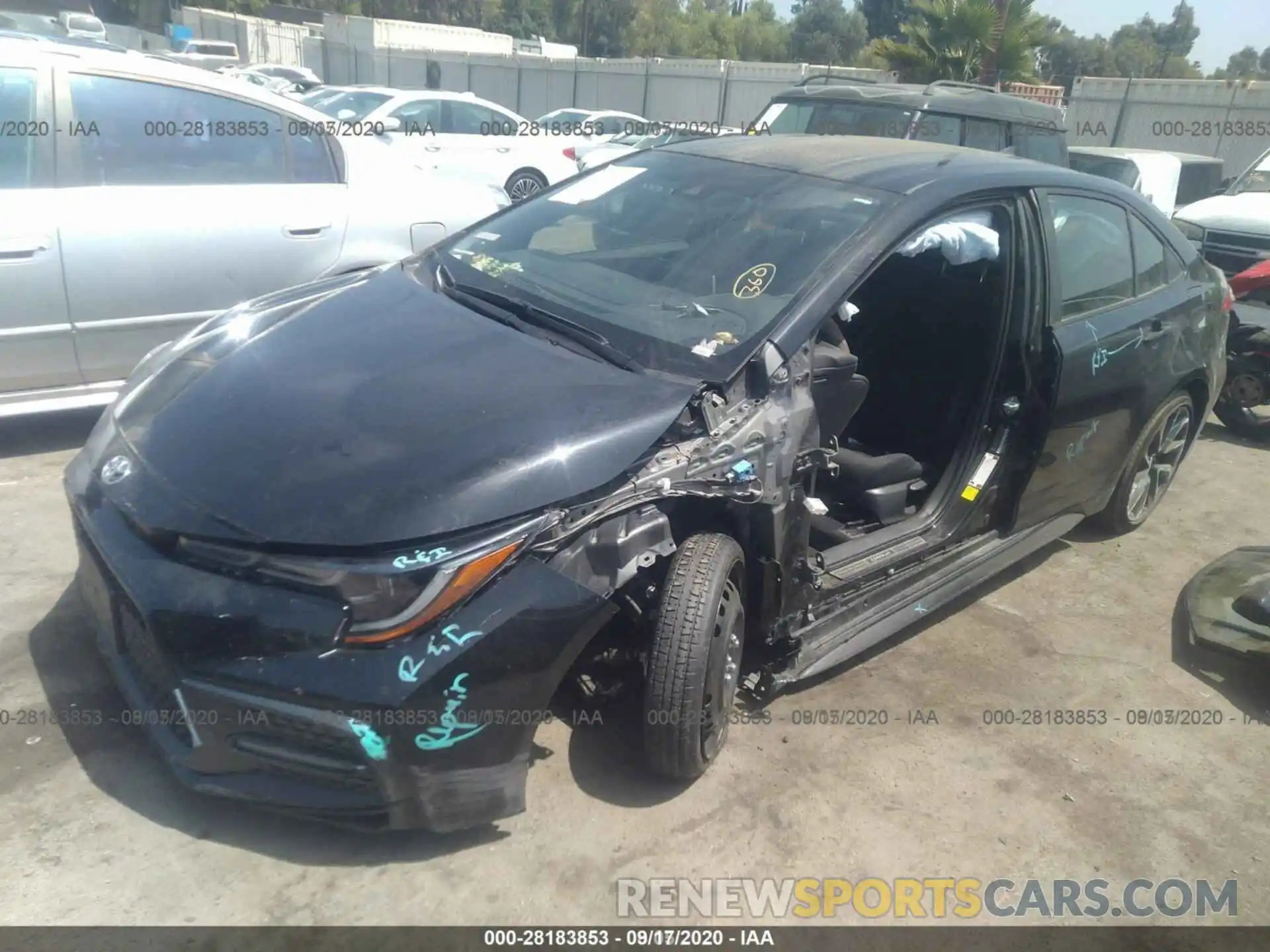 14 Photograph of a damaged car JTDS4RCE8LJ009424 TOYOTA COROLLA 2020