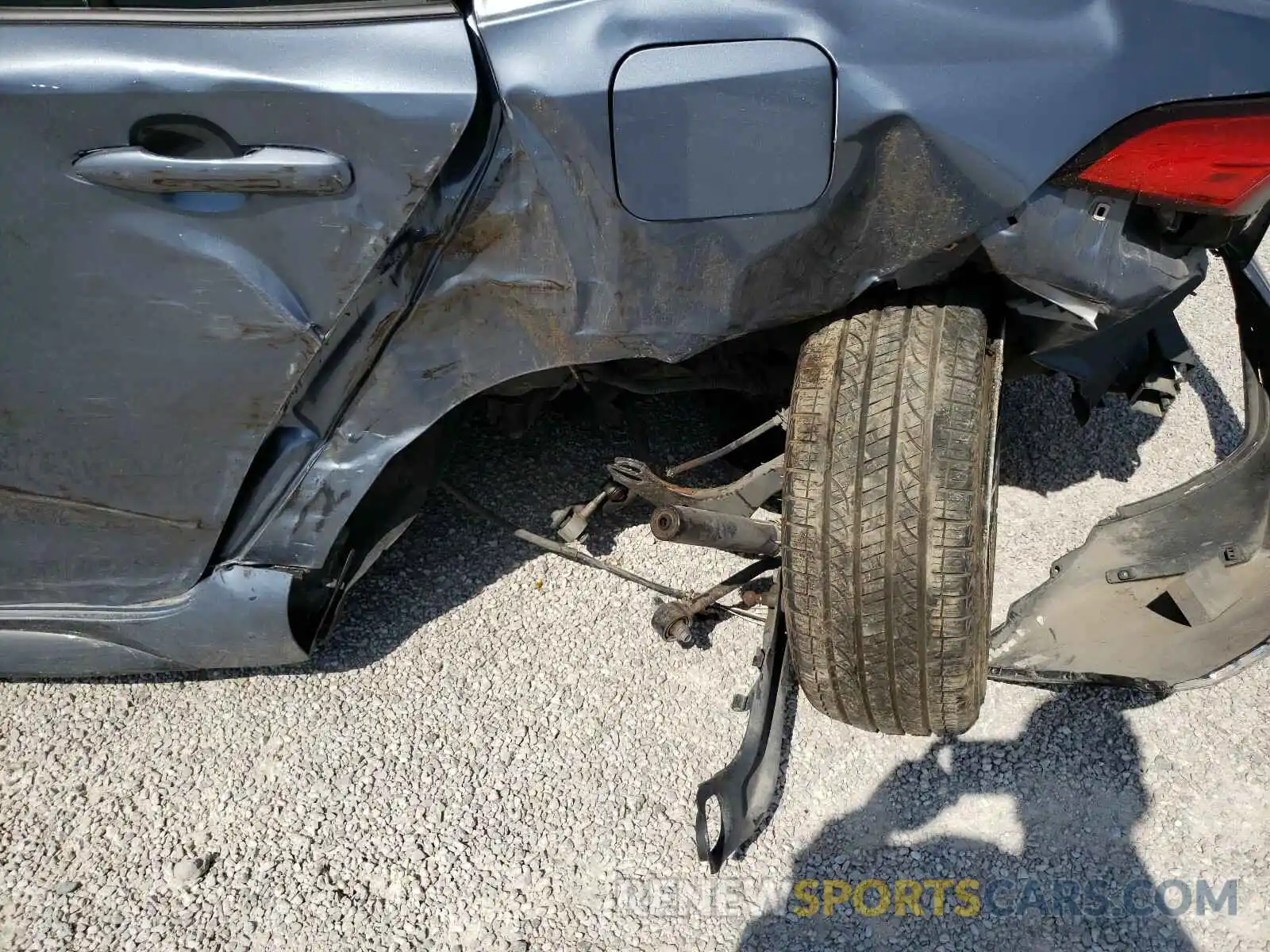 9 Photograph of a damaged car JTDS4RCE8LJ009651 TOYOTA COROLLA 2020