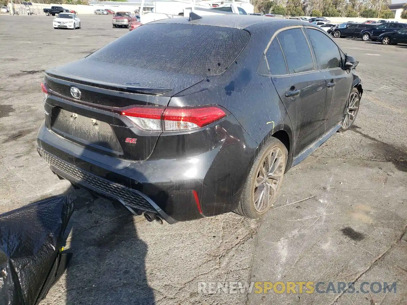 4 Photograph of a damaged car JTDS4RCE8LJ009990 TOYOTA COROLLA 2020