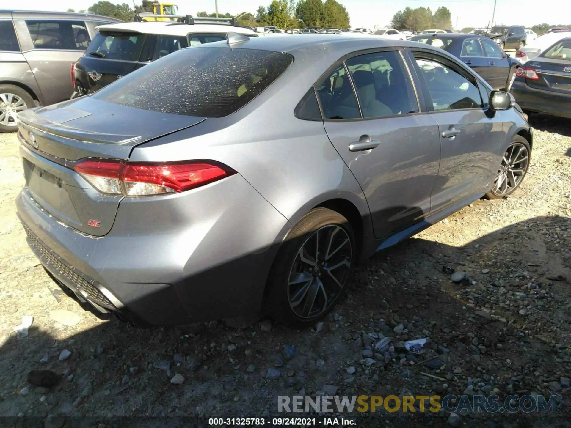 4 Photograph of a damaged car JTDS4RCE8LJ010525 TOYOTA COROLLA 2020