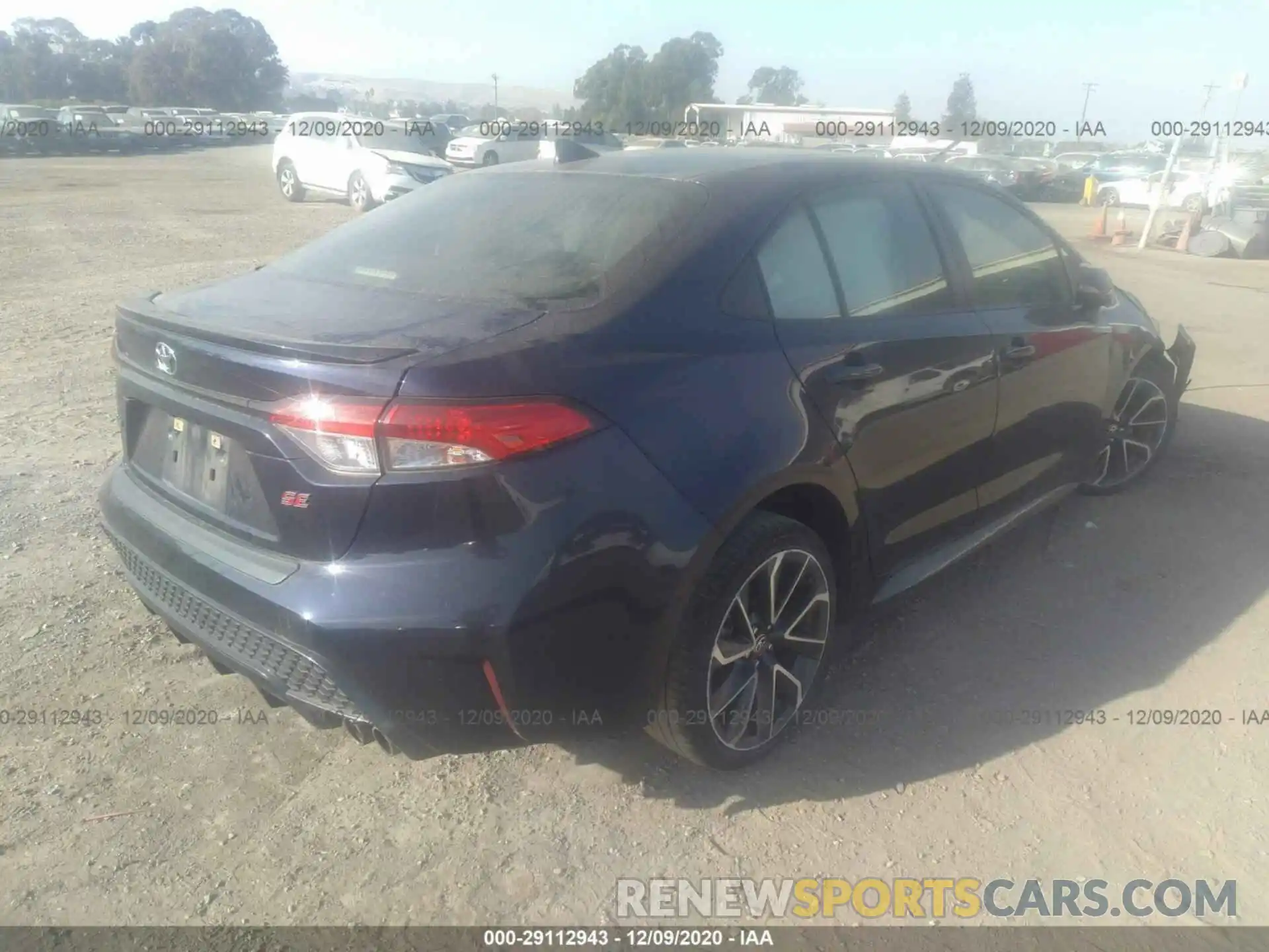 4 Photograph of a damaged car JTDS4RCE8LJ011111 TOYOTA COROLLA 2020