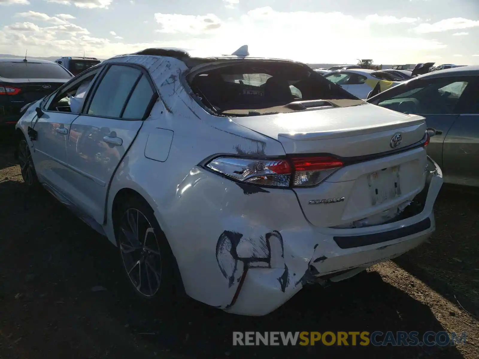 3 Photograph of a damaged car JTDS4RCE8LJ011254 TOYOTA COROLLA 2020