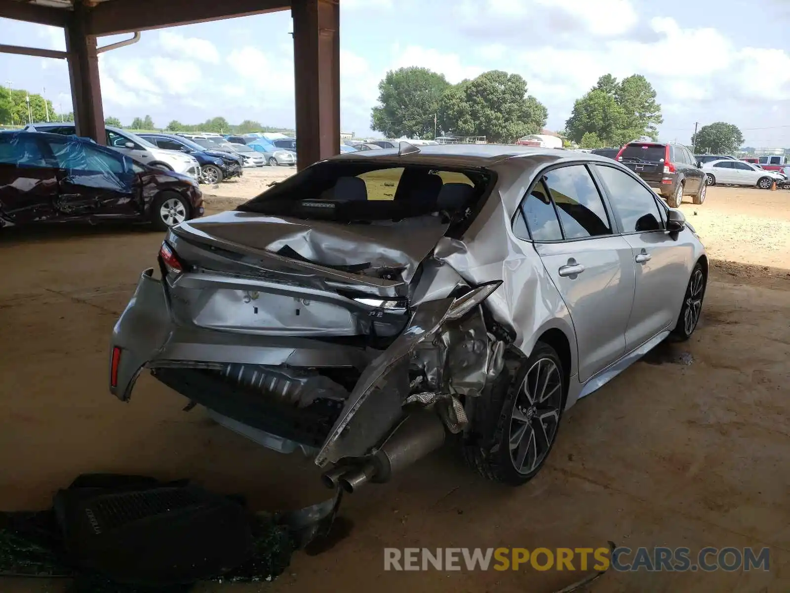 4 Photograph of a damaged car JTDS4RCE8LJ011836 TOYOTA COROLLA 2020