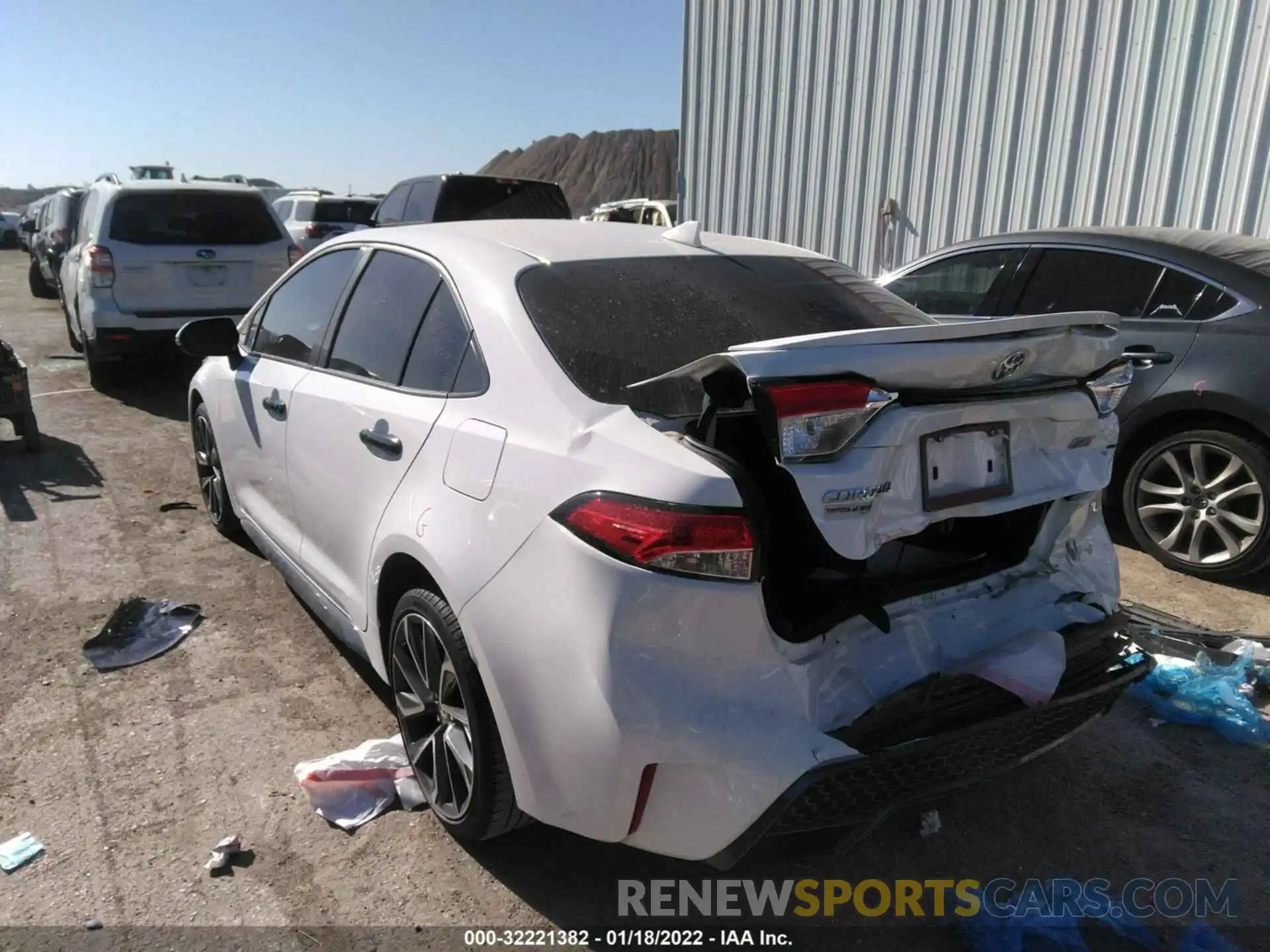 6 Photograph of a damaged car JTDS4RCE8LJ015868 TOYOTA COROLLA 2020