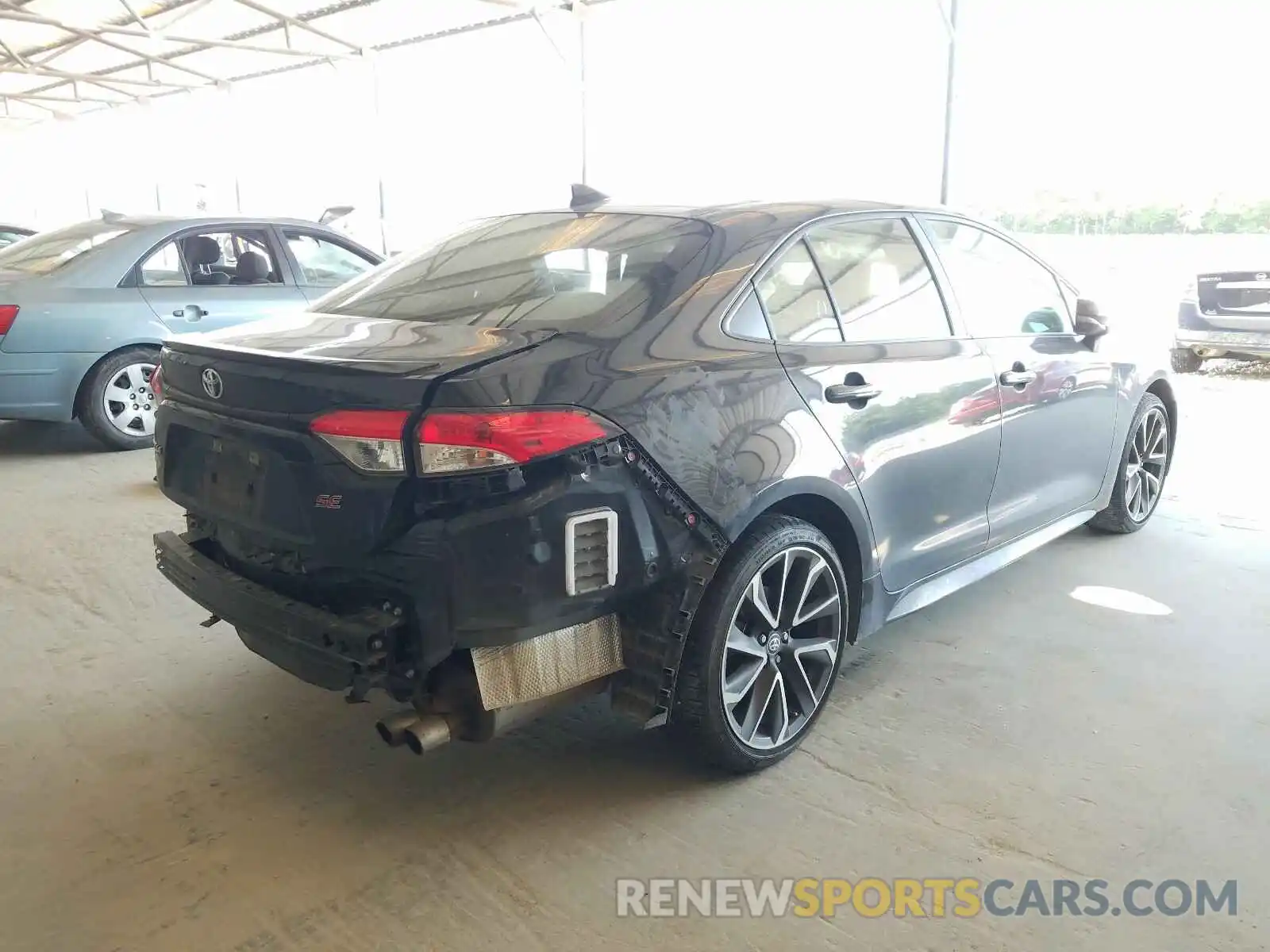 4 Photograph of a damaged car JTDS4RCE8LJ016468 TOYOTA COROLLA 2020