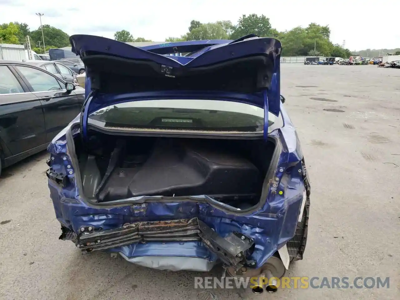 9 Photograph of a damaged car JTDS4RCE8LJ017572 TOYOTA COROLLA 2020