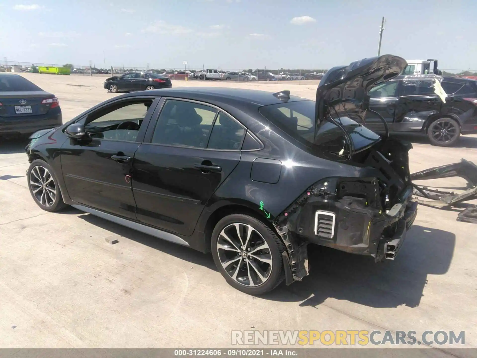 3 Photograph of a damaged car JTDS4RCE8LJ017796 TOYOTA COROLLA 2020