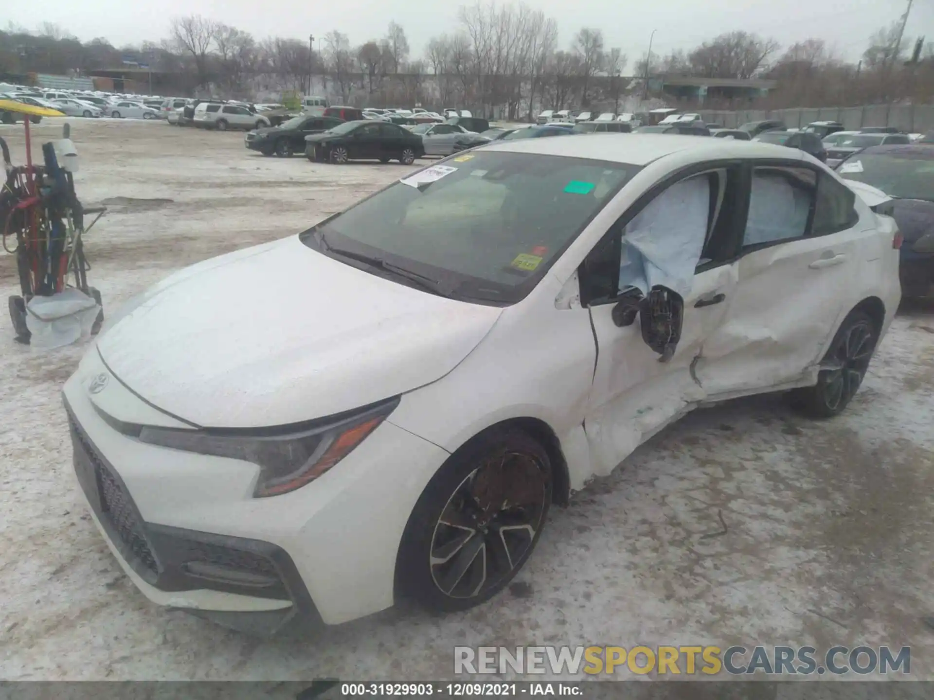 2 Photograph of a damaged car JTDS4RCE8LJ022867 TOYOTA COROLLA 2020