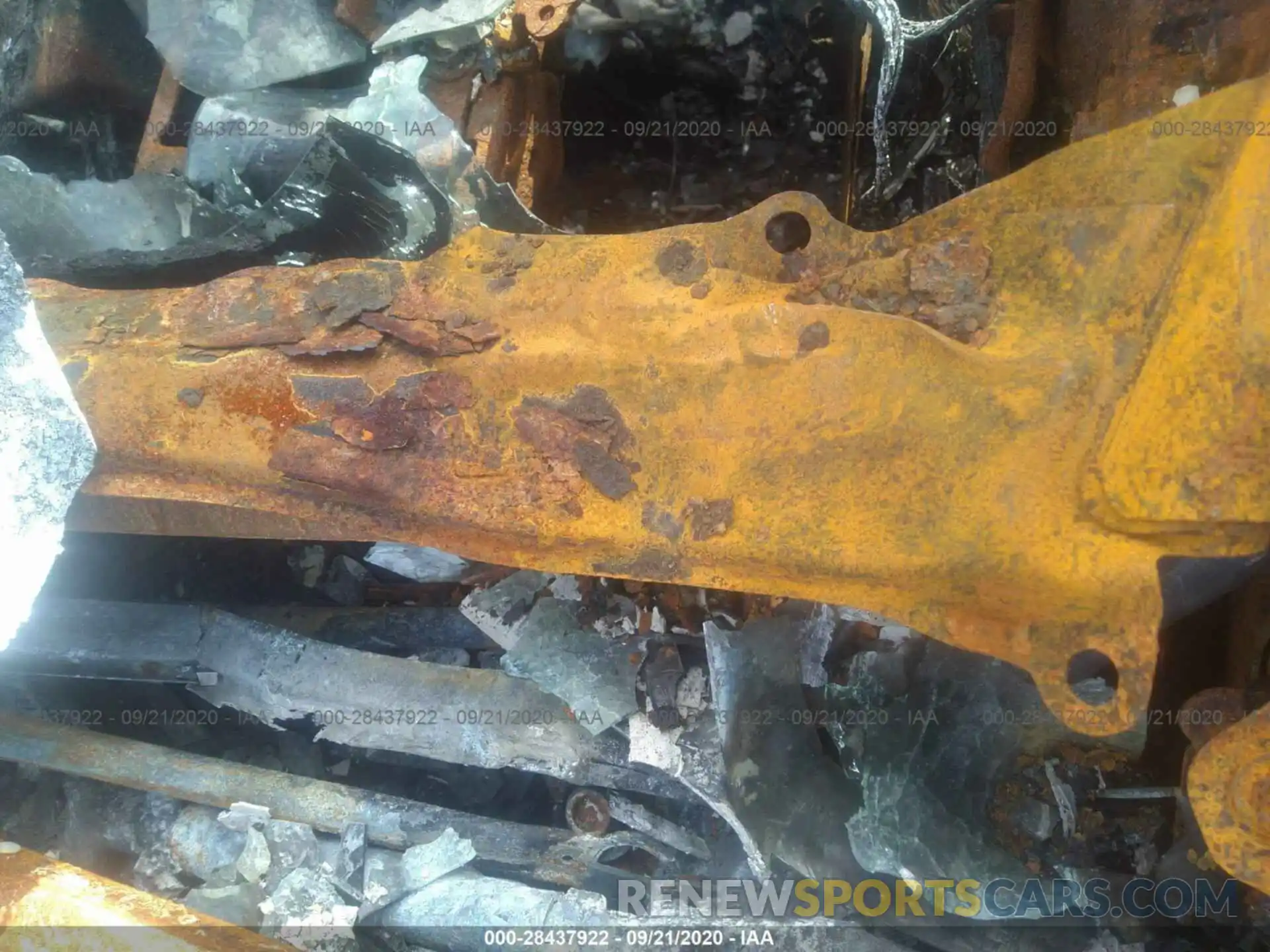 9 Photograph of a damaged car JTDS4RCE8LJ023615 TOYOTA COROLLA 2020